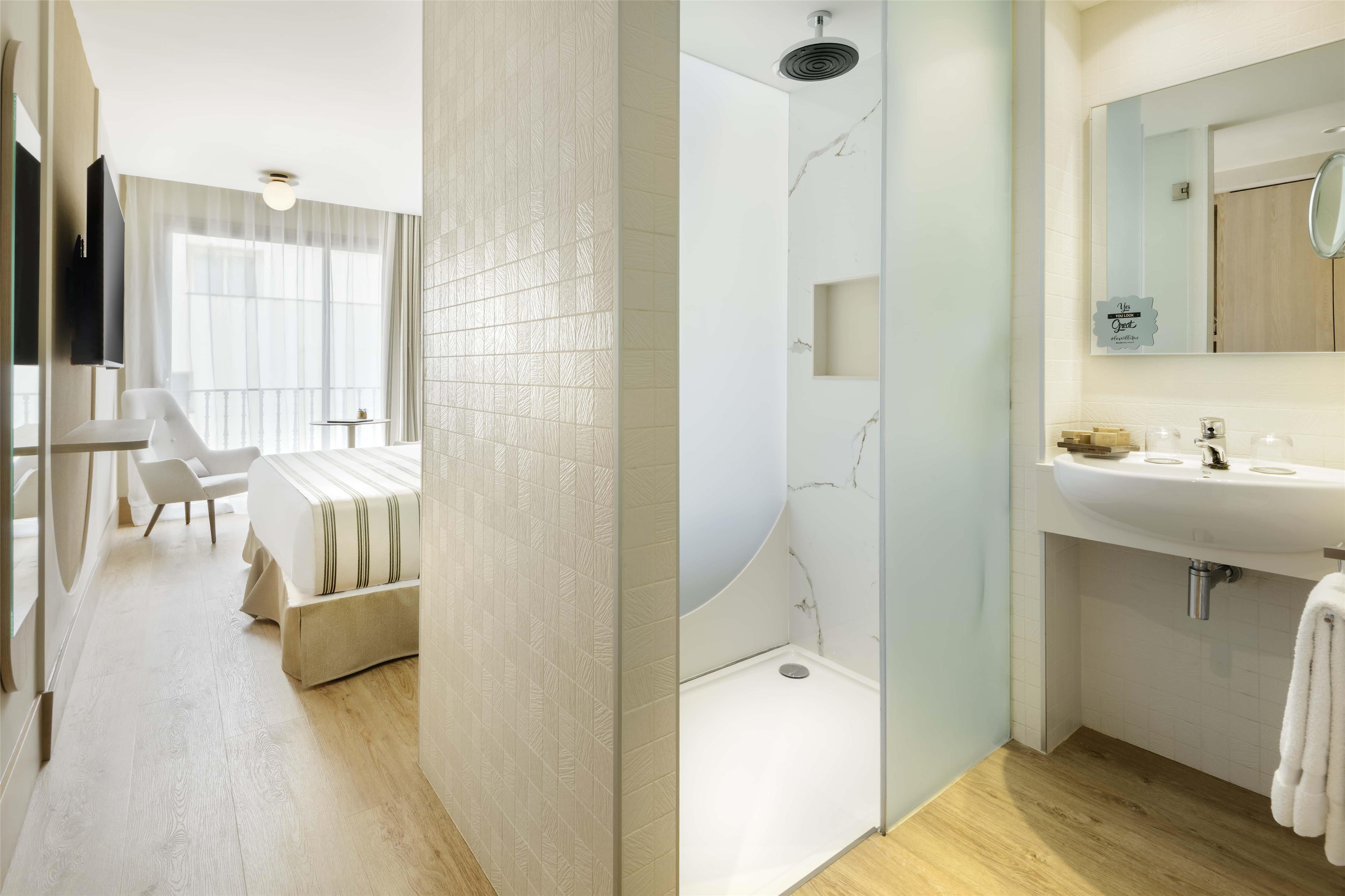 Double or Twin Superior