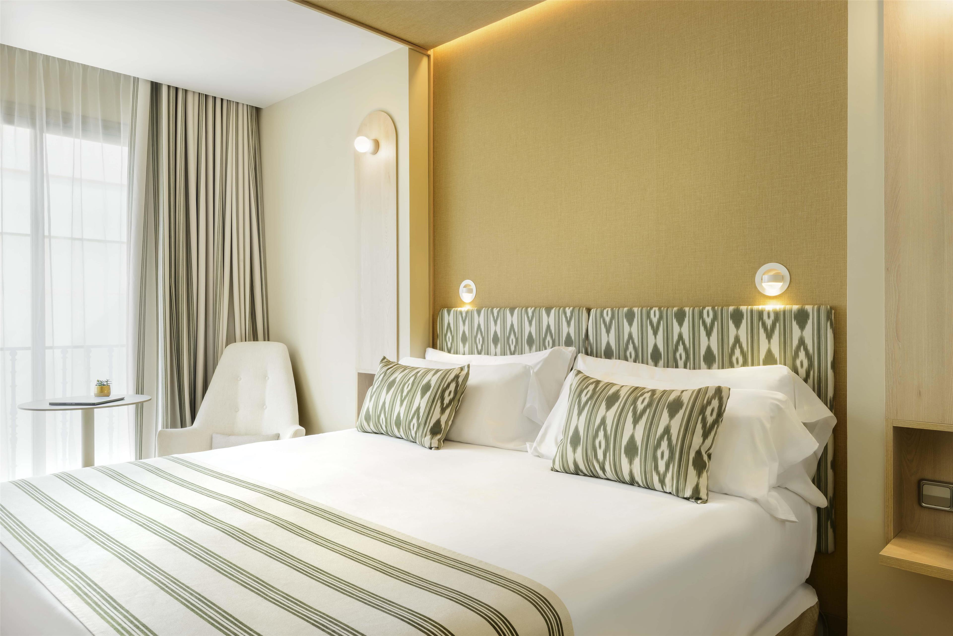 Double or Twin Superior