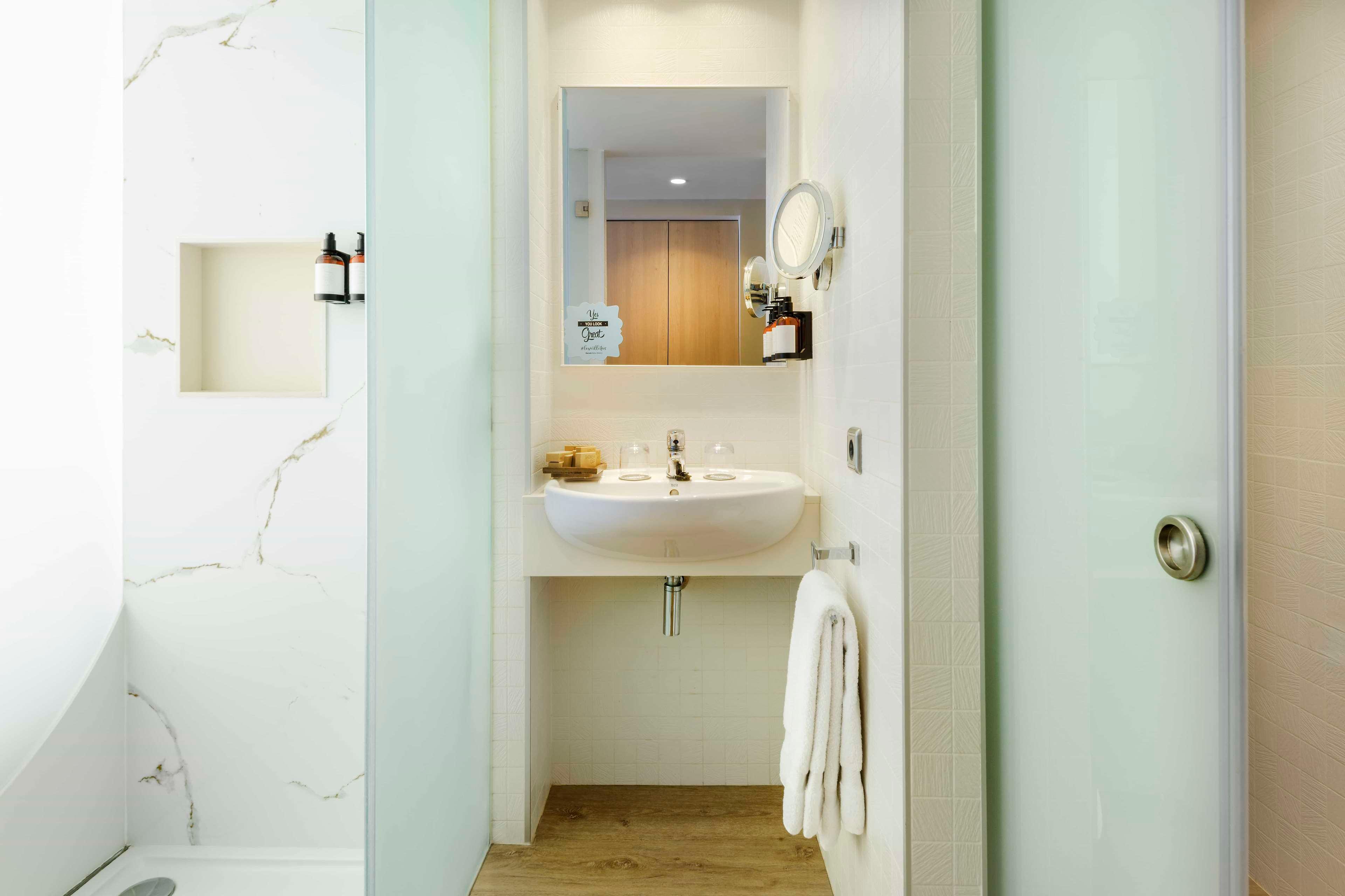 Double or Twin Superior