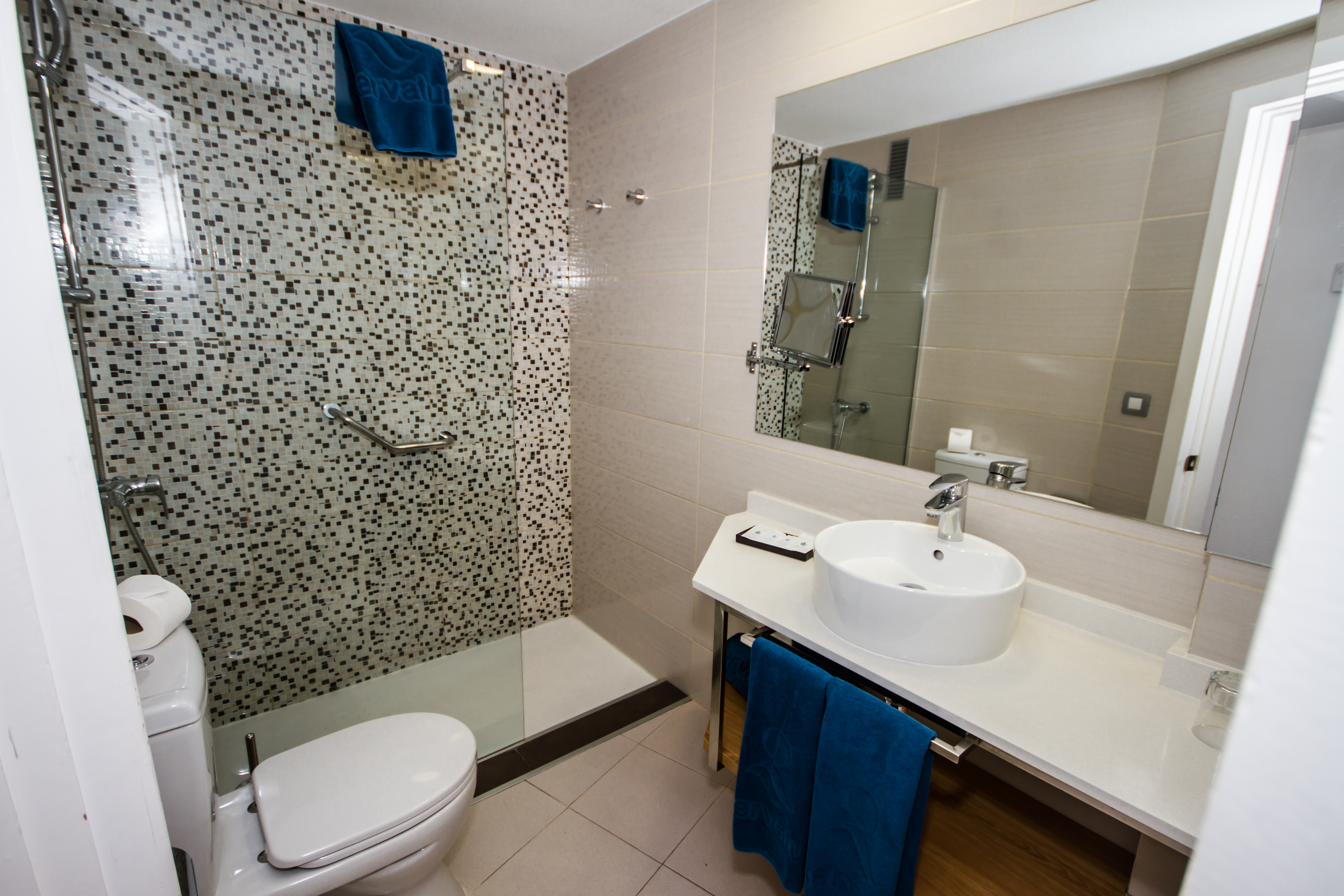 Double or Twin Capacity 2