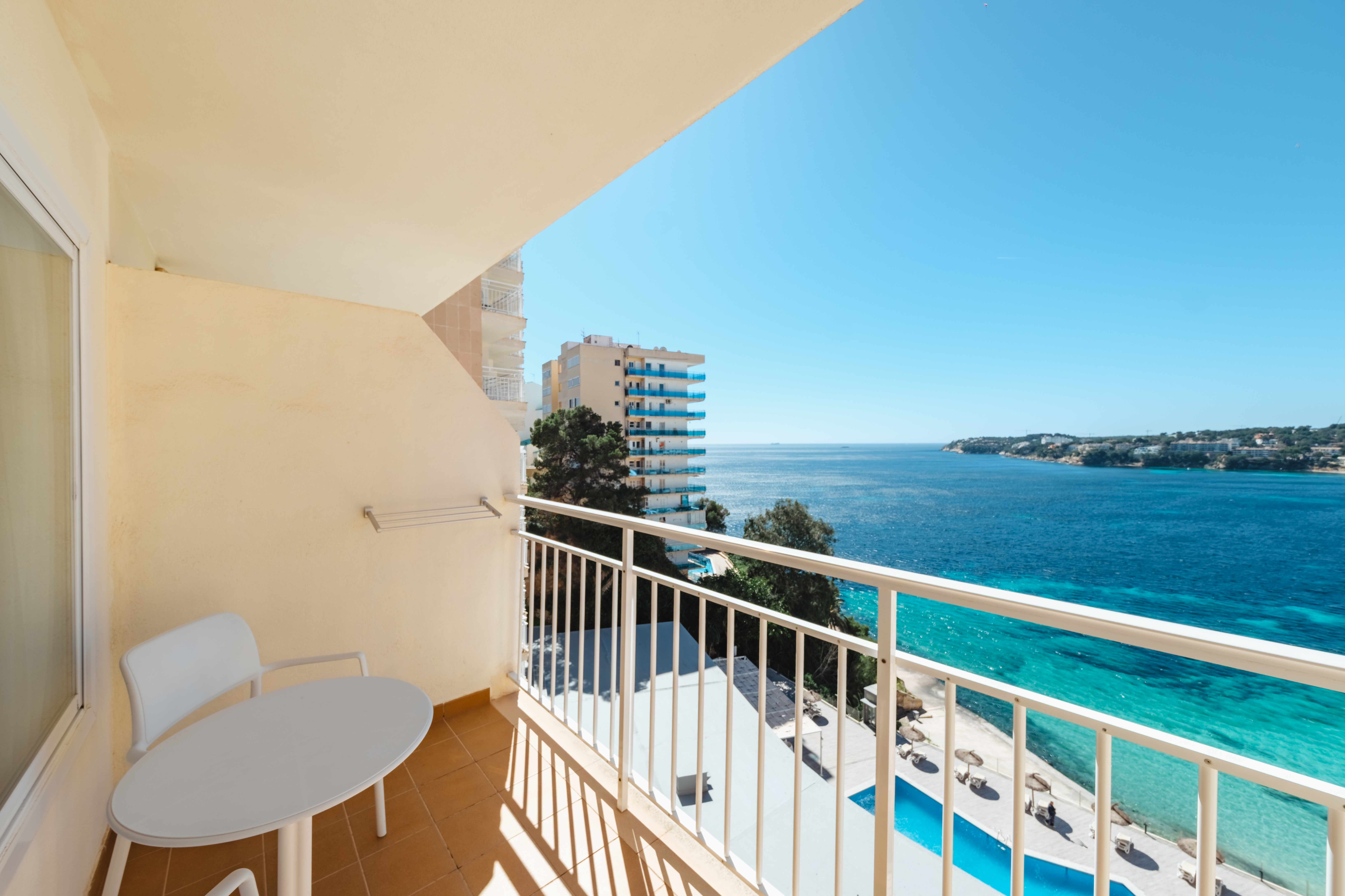 Double or Twin Sea View Capacity 2