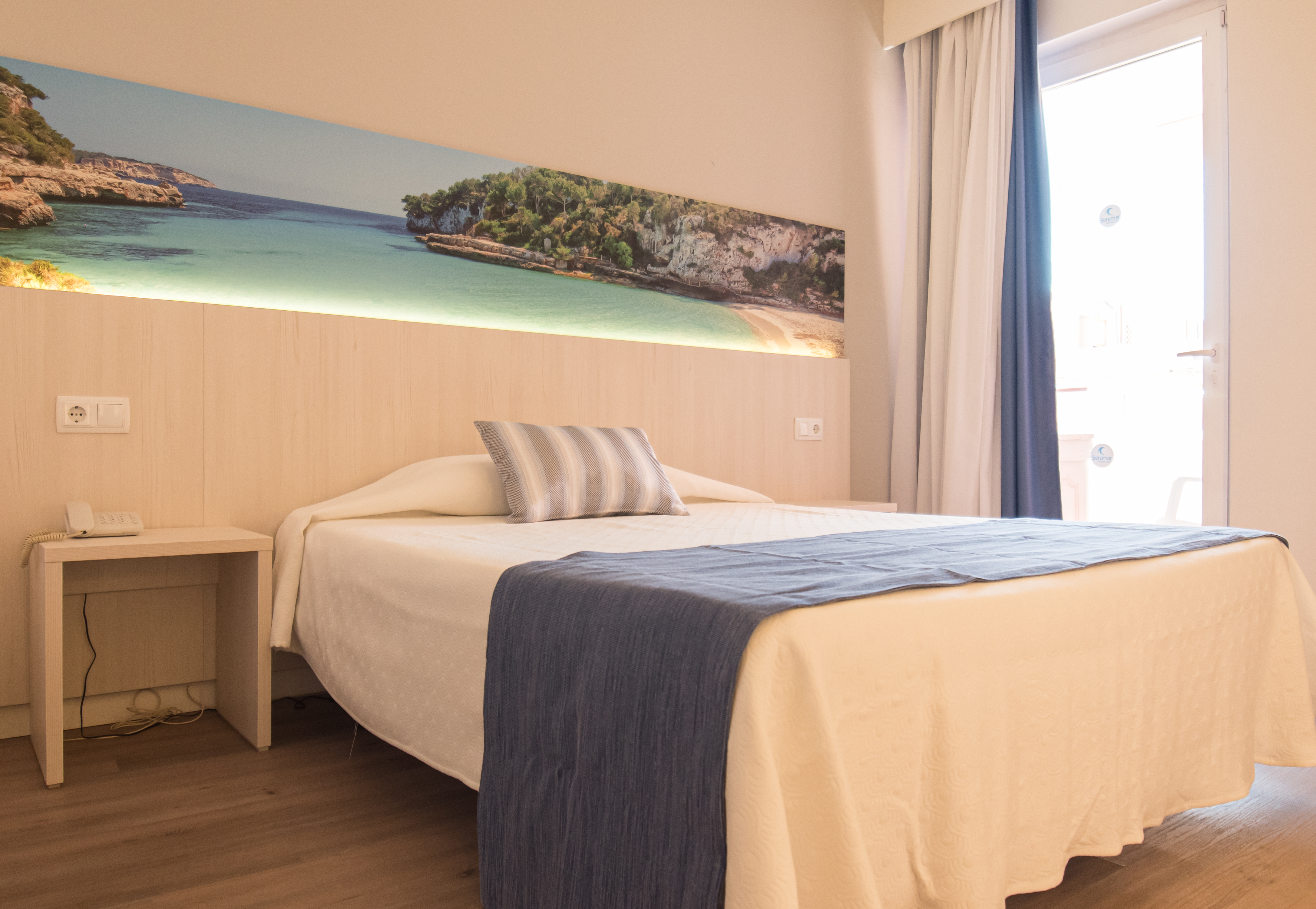 Double or Twin Side Sea View