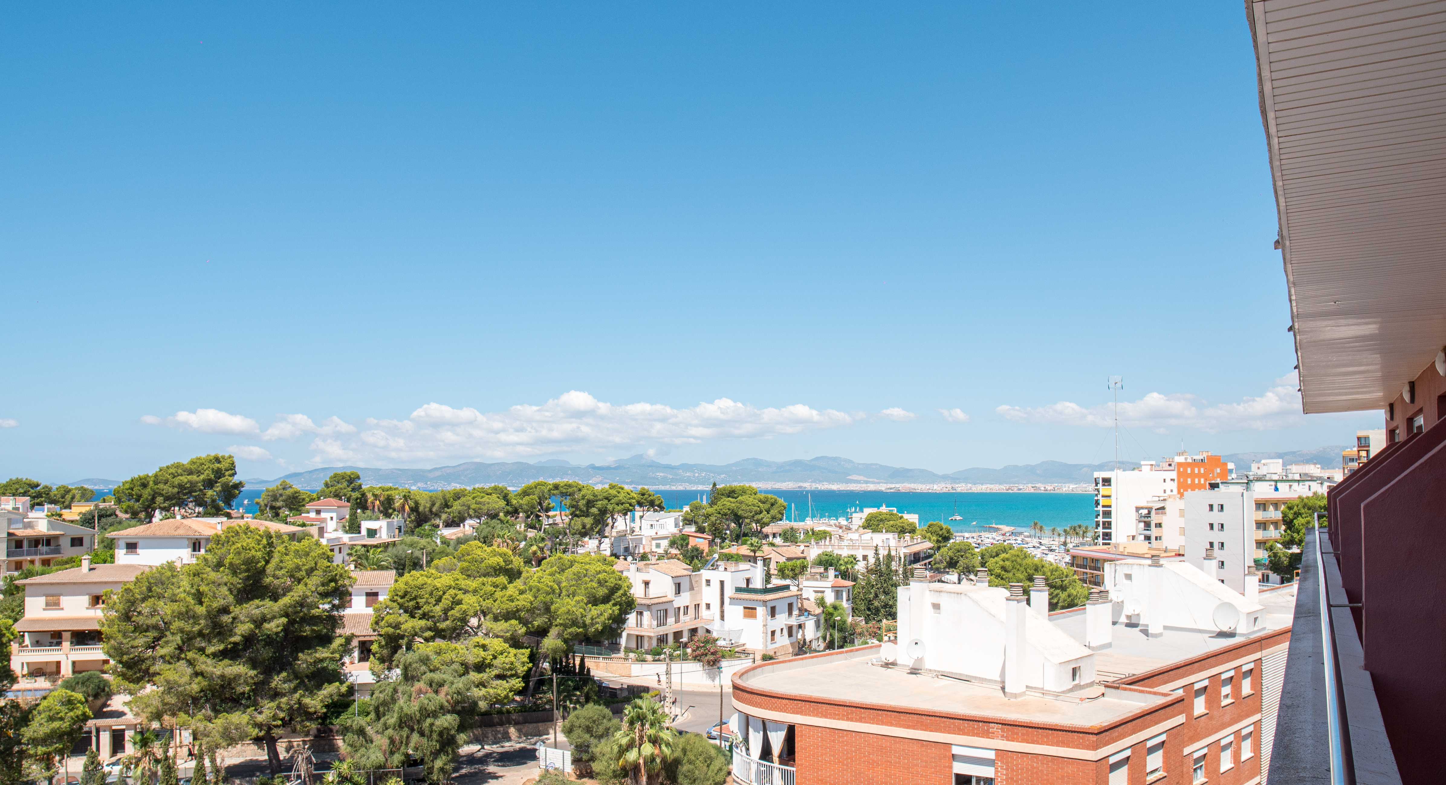 Double or Twin Side Sea View