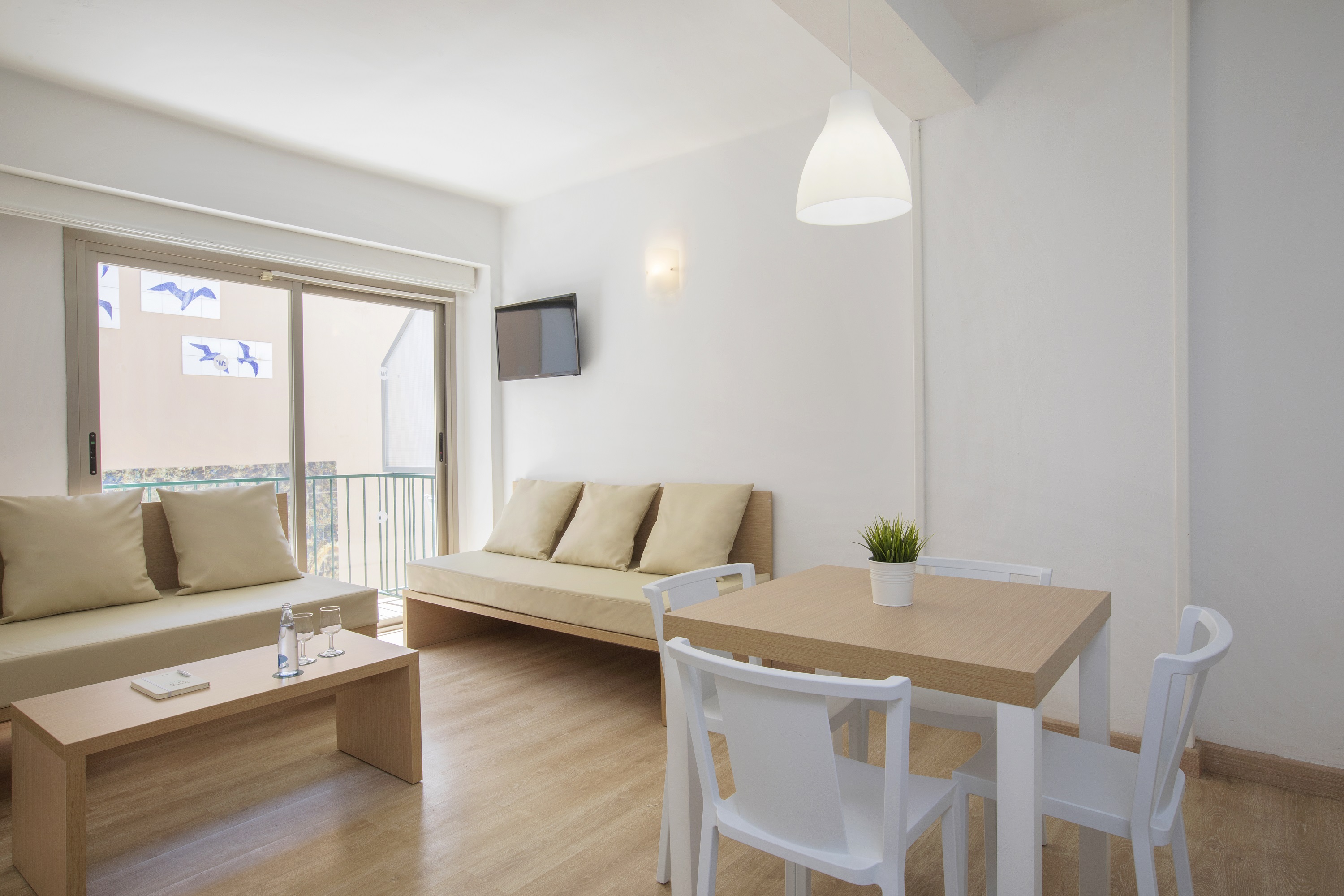 Apartment Capacity 3