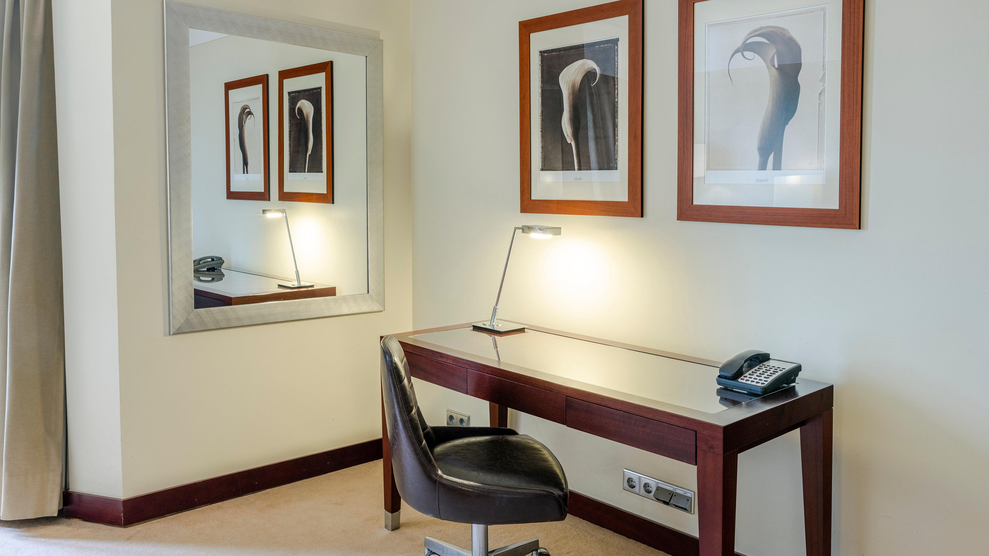 Junior Suite King Size Bed