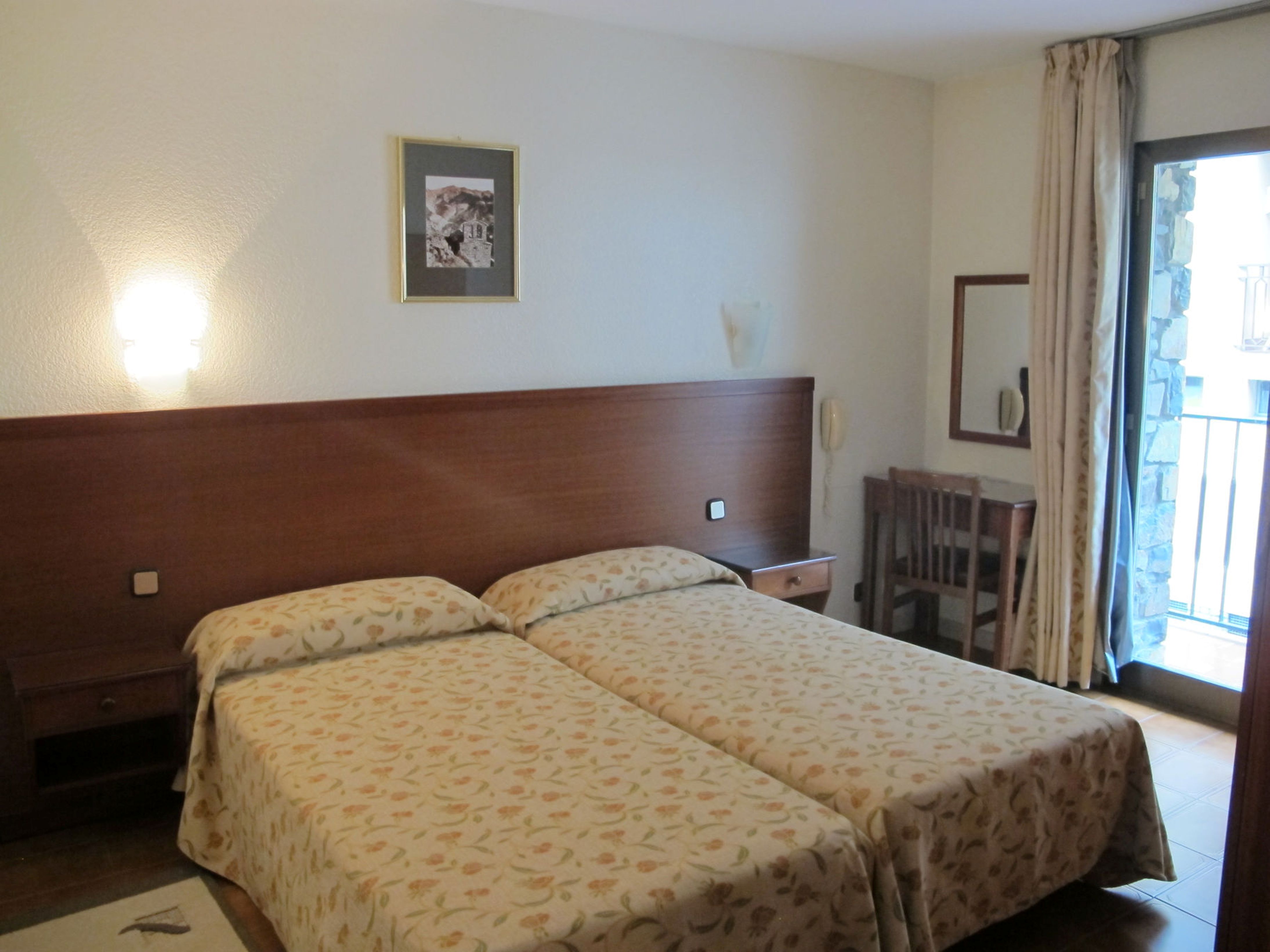 Quadruple Capacity 4