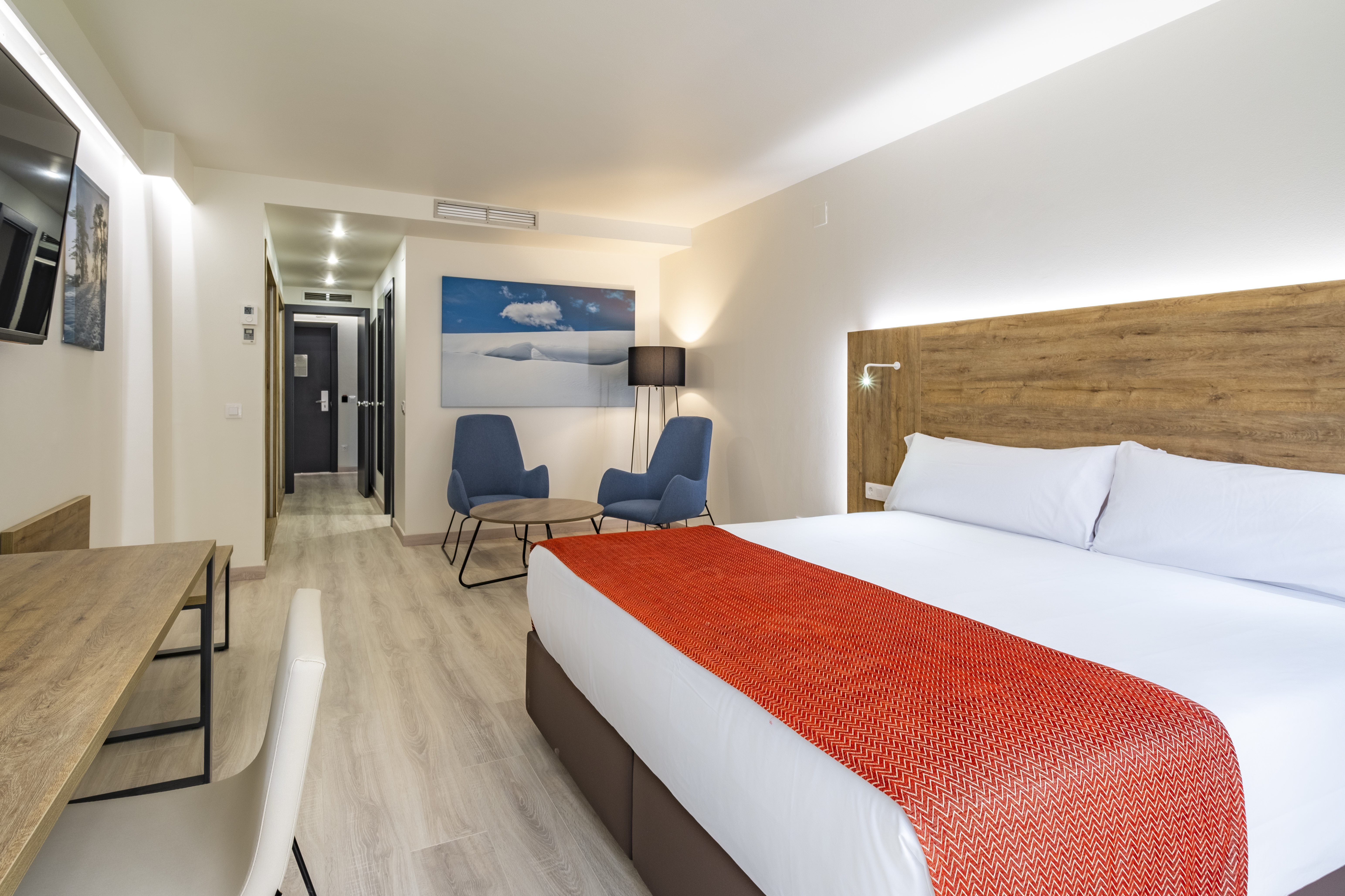 Double or Twin Deluxe