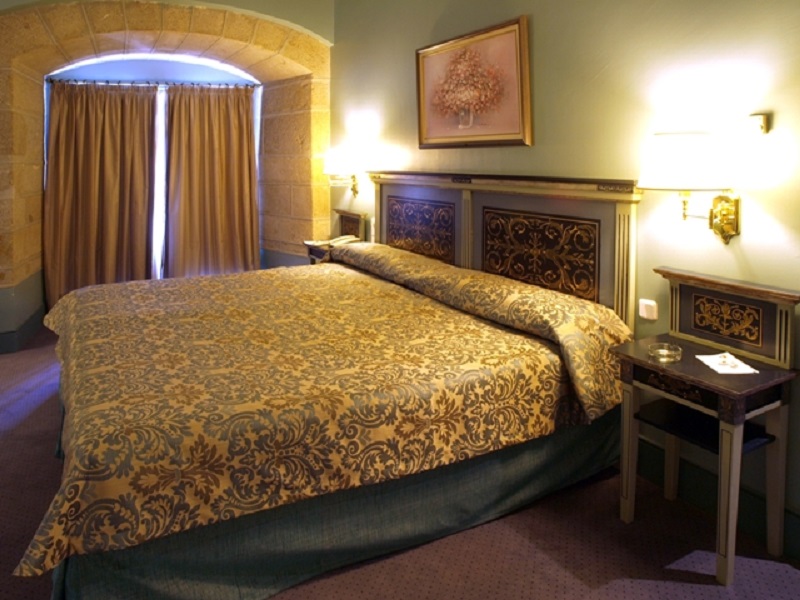 Double Single Superior