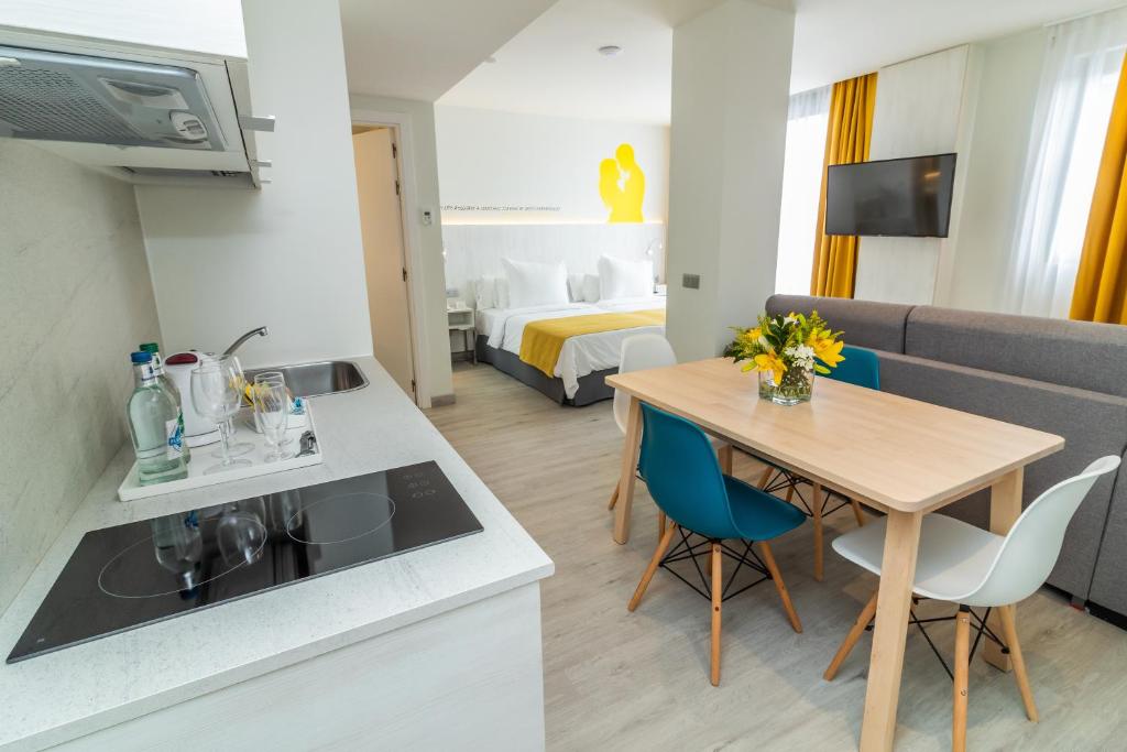 Family Room Capacity 1