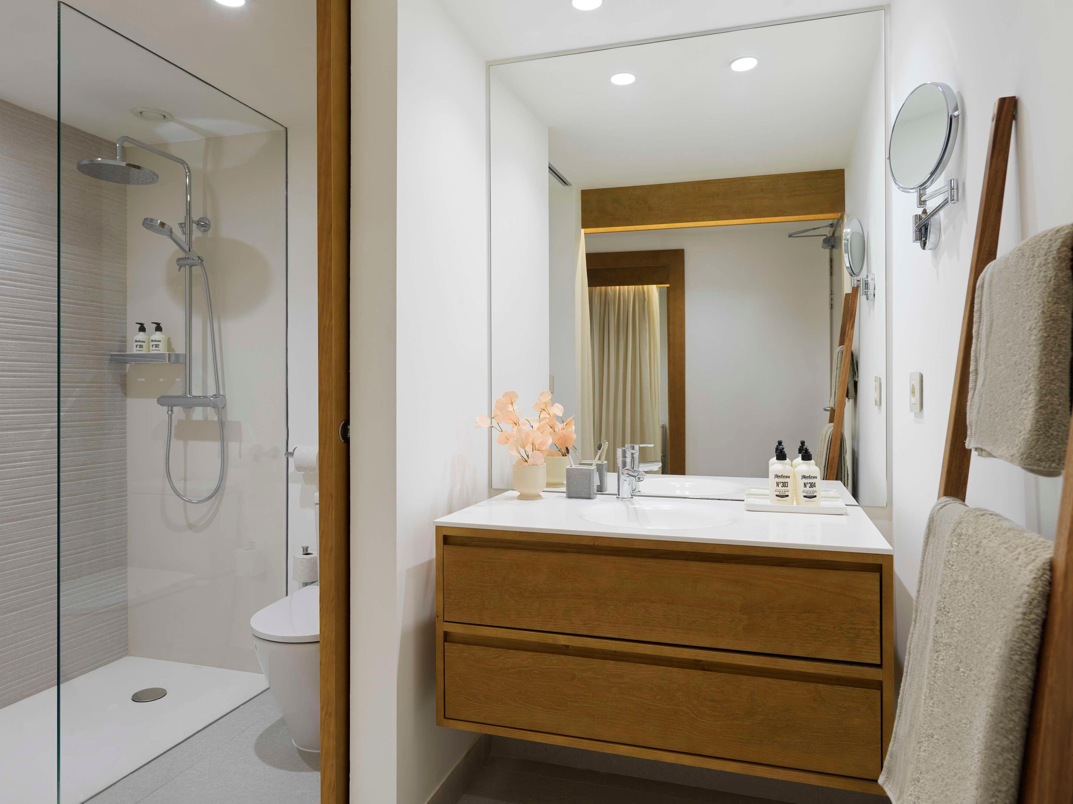 Double or Twin Sea View