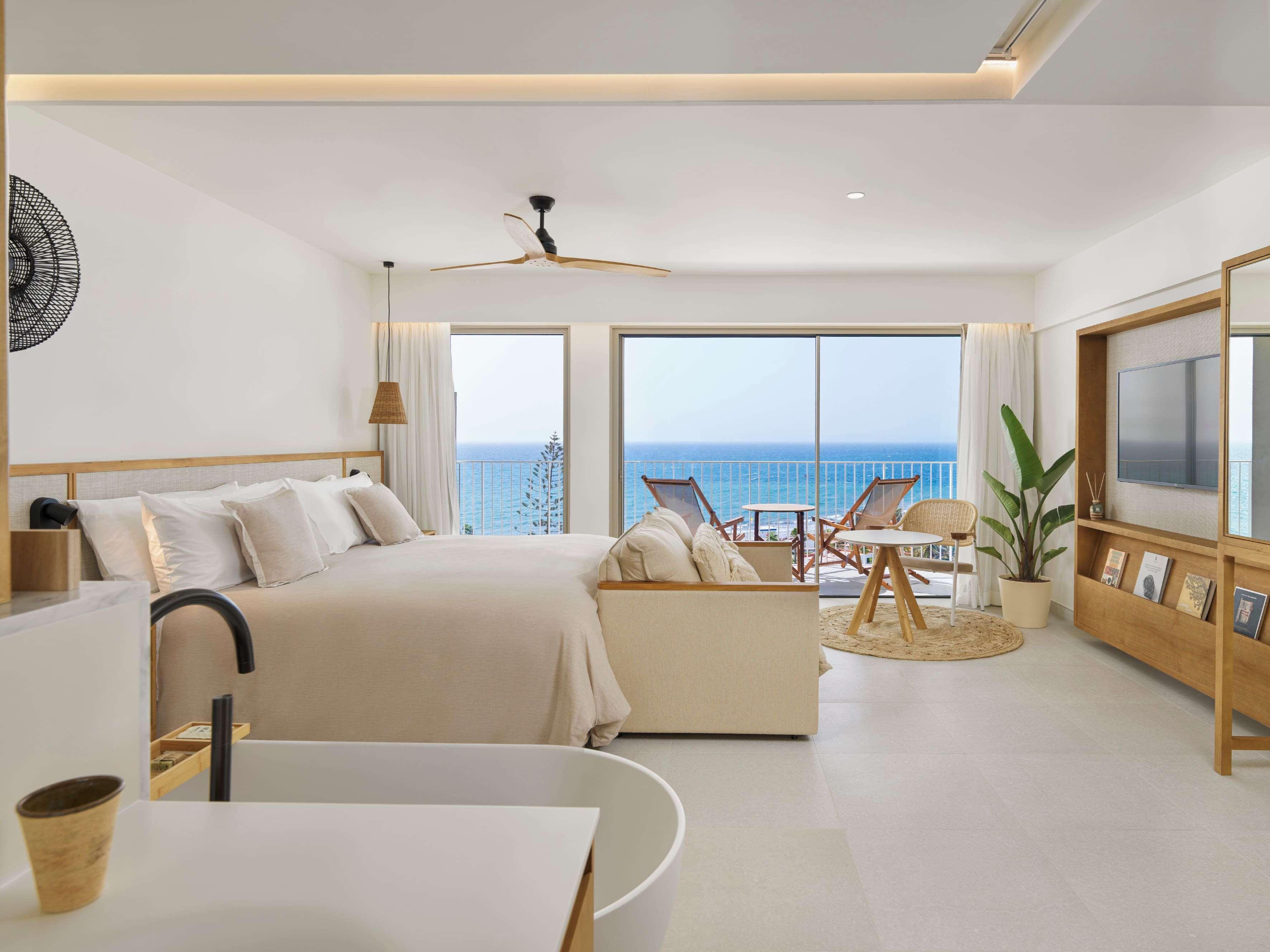 Junior Suite Ocean Front