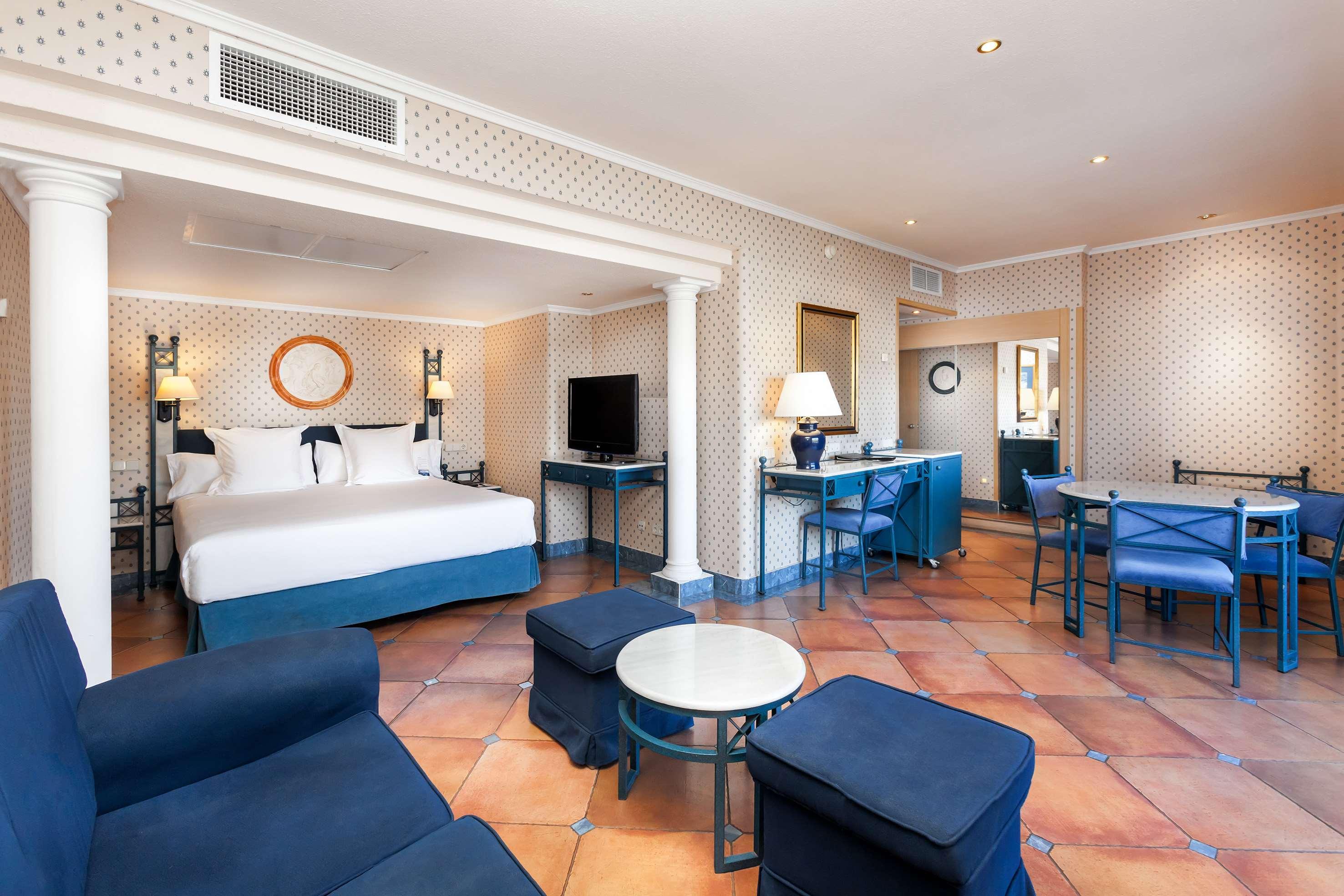 Family Room Standard