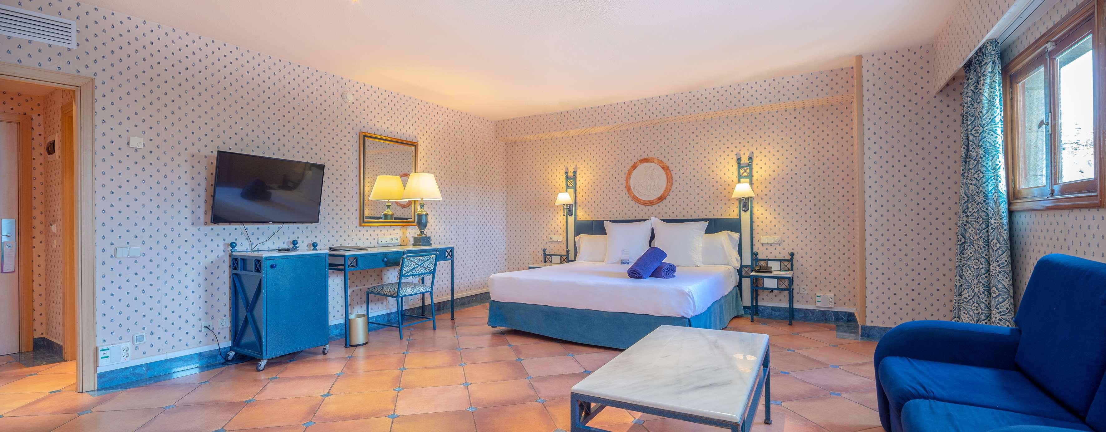 Family Room Standard