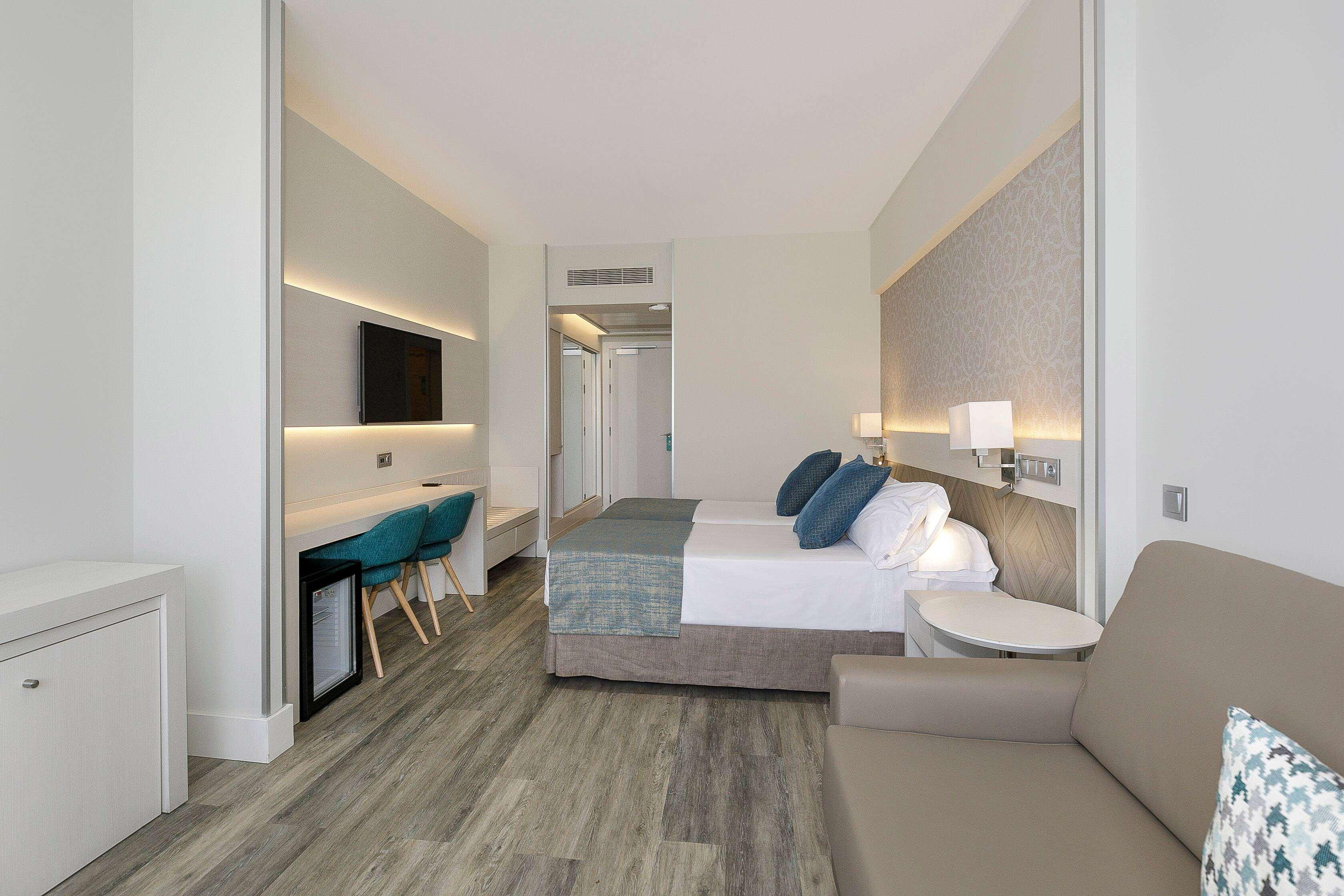 Family Room Standard