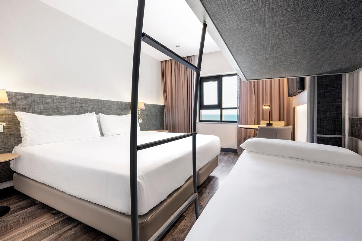 Family Room Standard