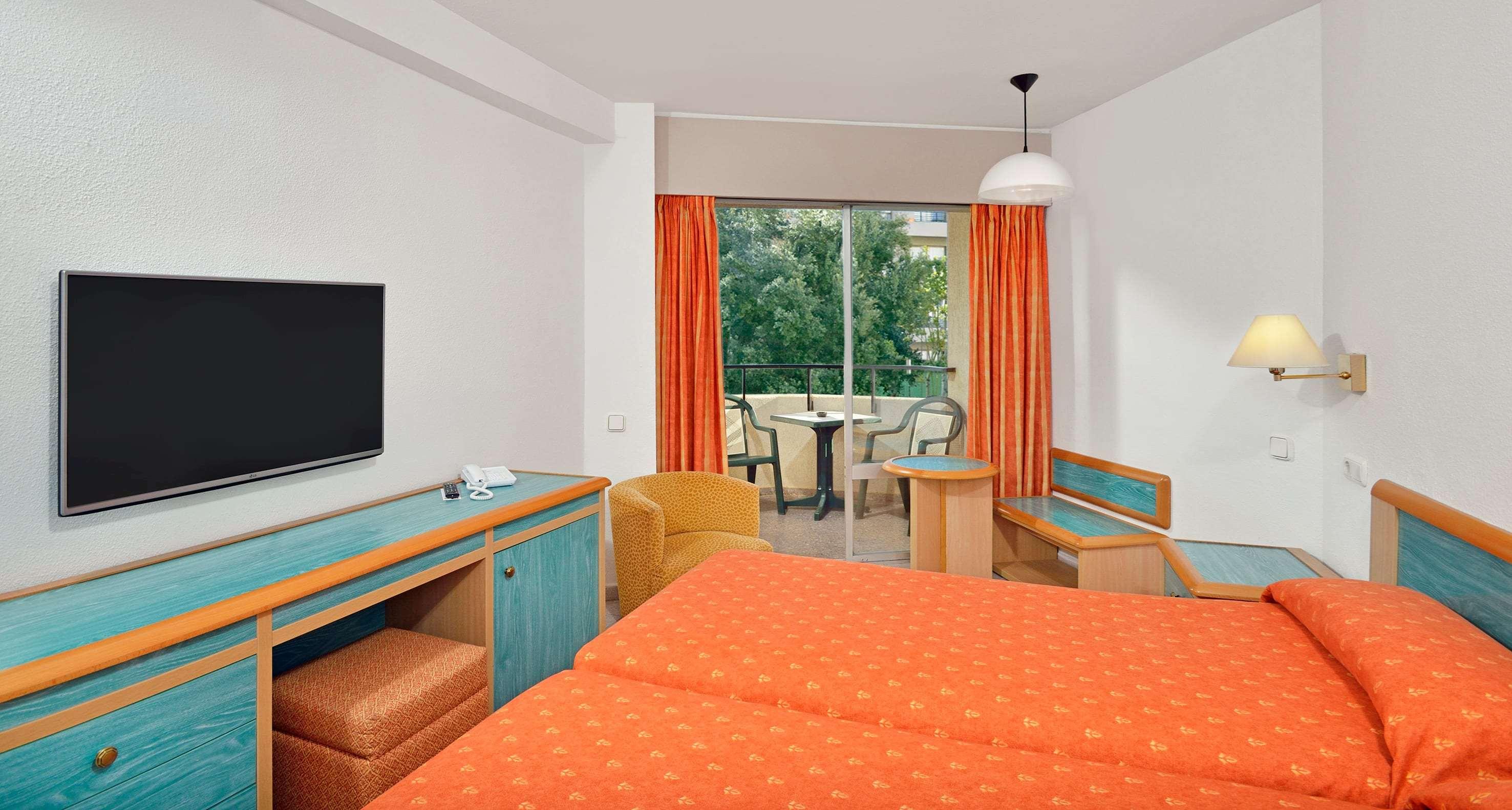 Double or Twin Economy