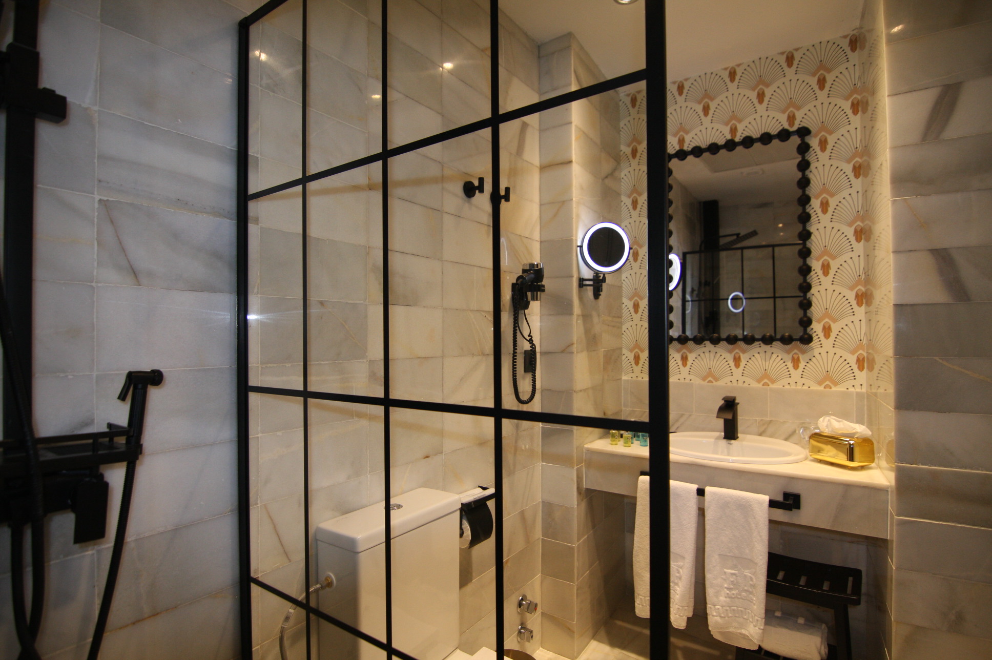 Double or Twin Standard