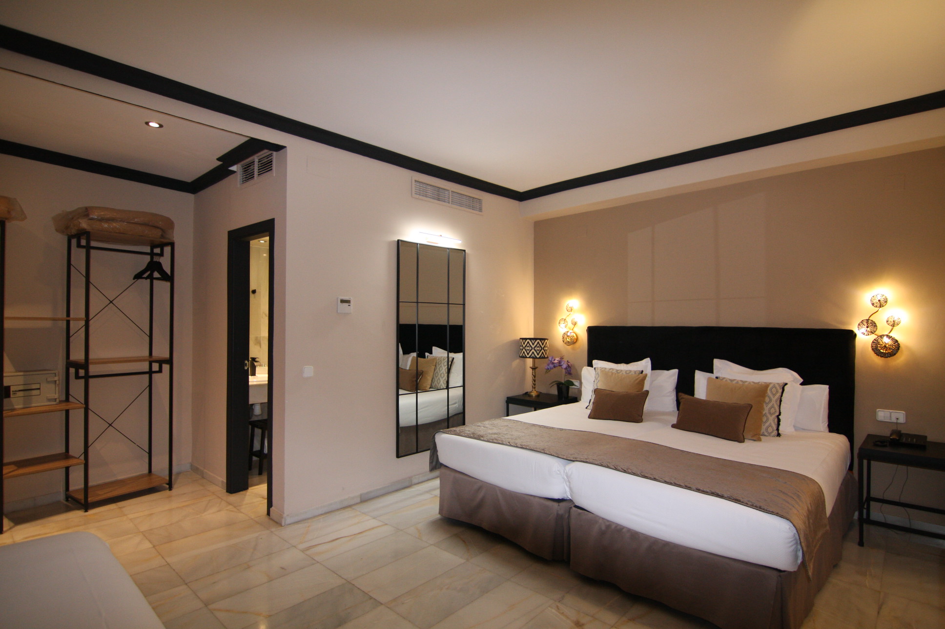 Double or Twin Standard