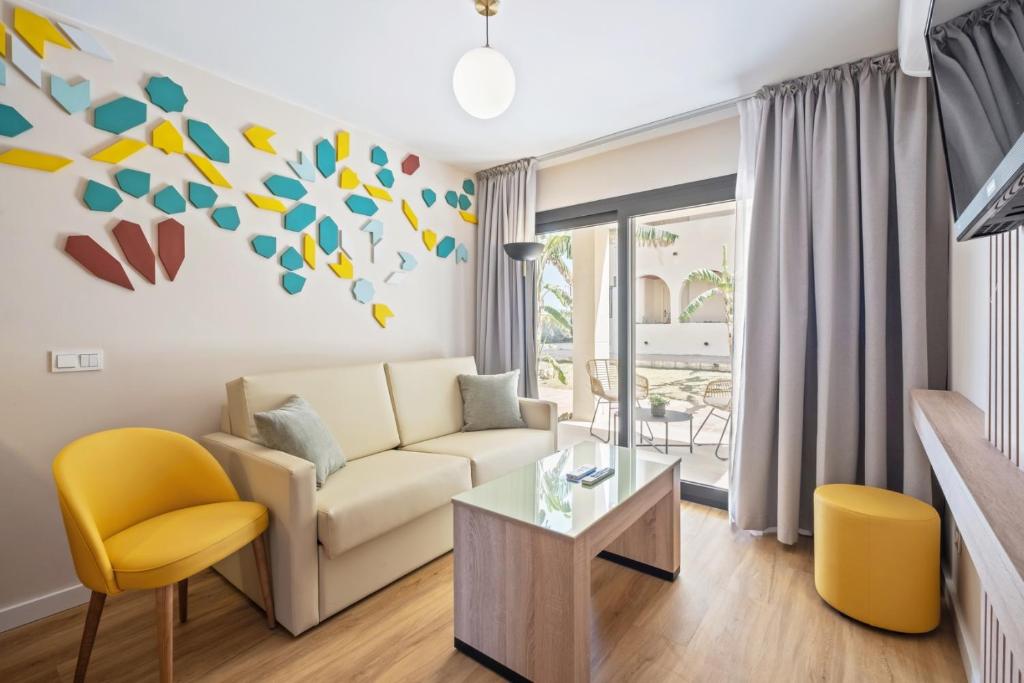 Junior Suite Pool View