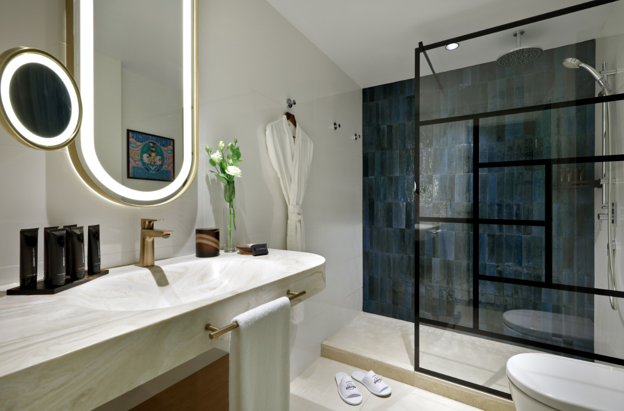 Double or Twin Superior