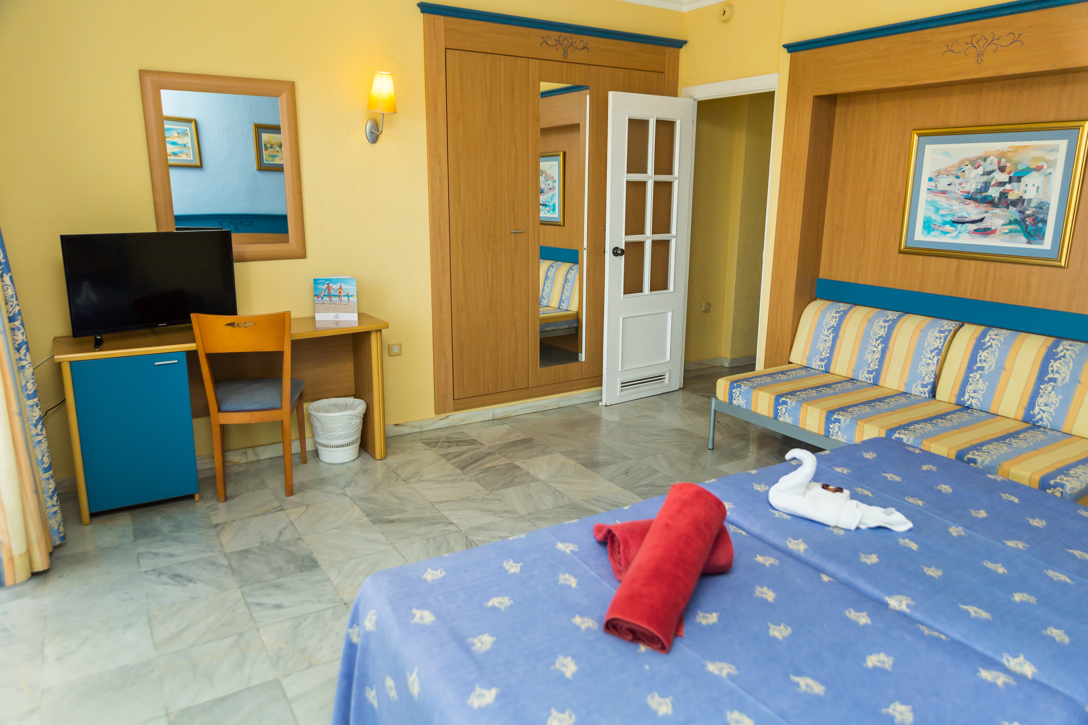 Double or Twin Standard