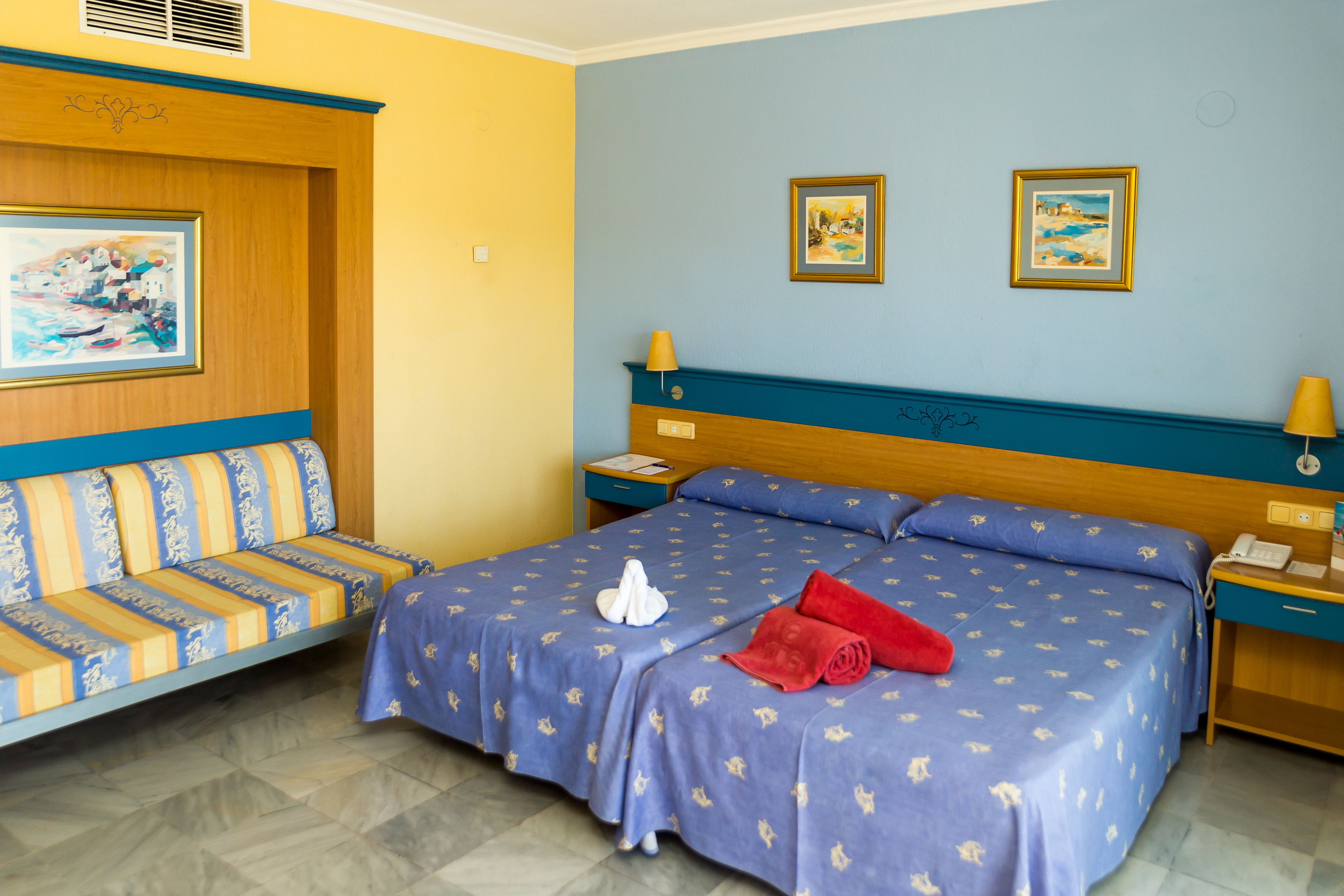 Double or Twin Standard