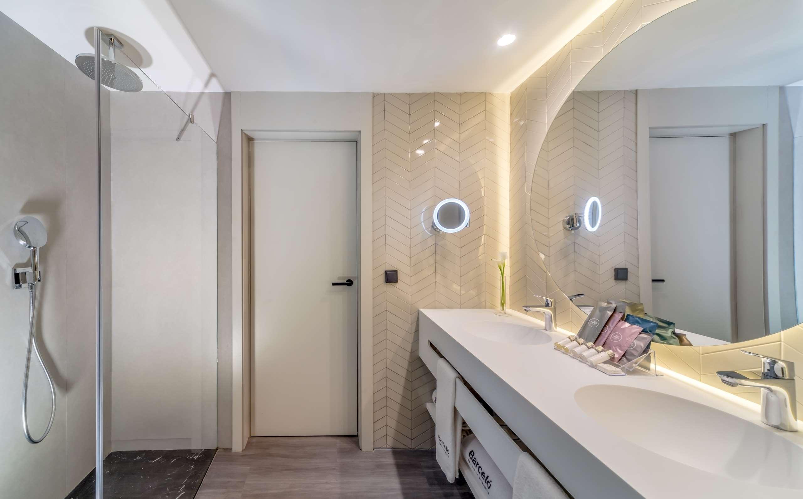 Double or Twin Deluxe Premium