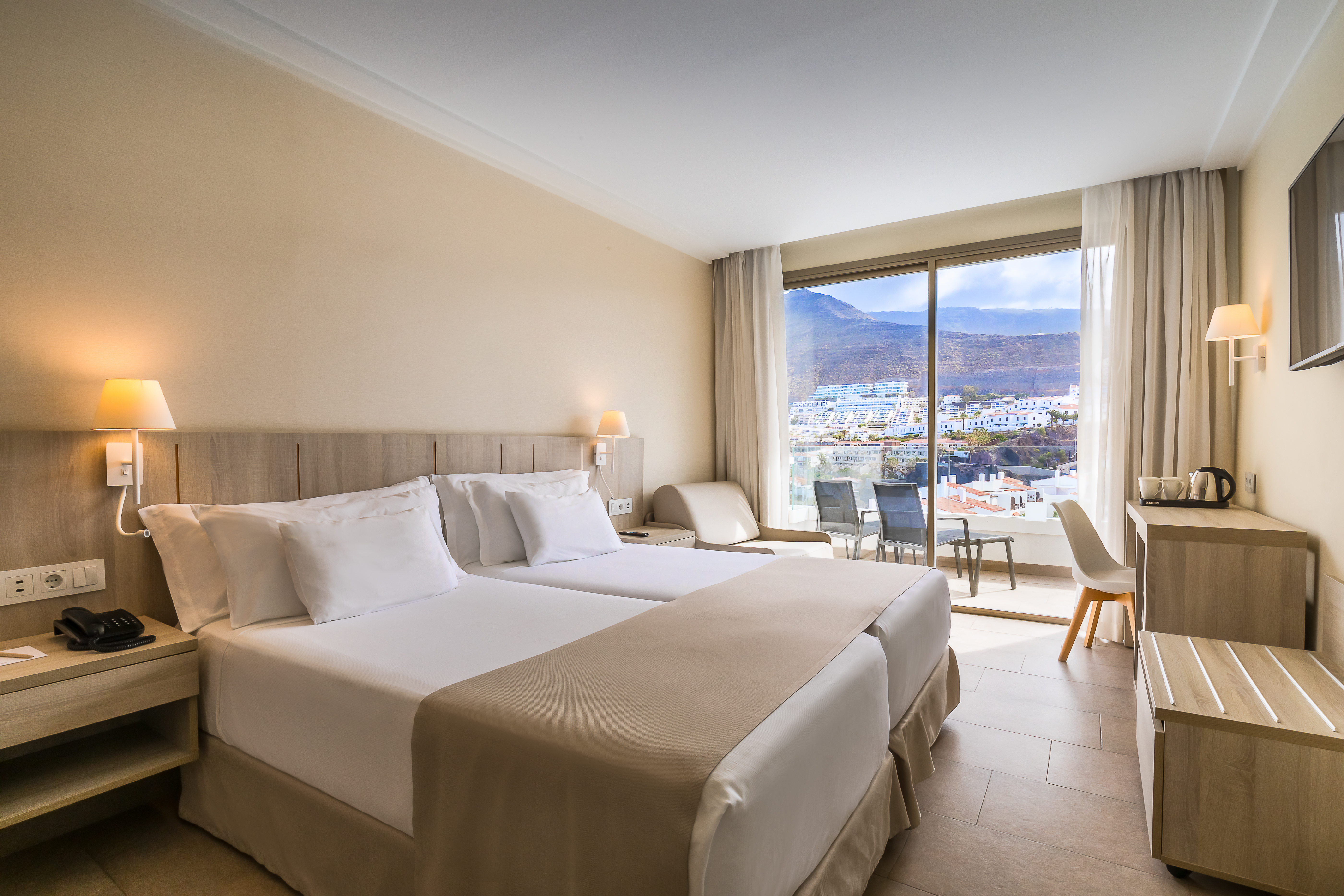 Double or Twin Standard