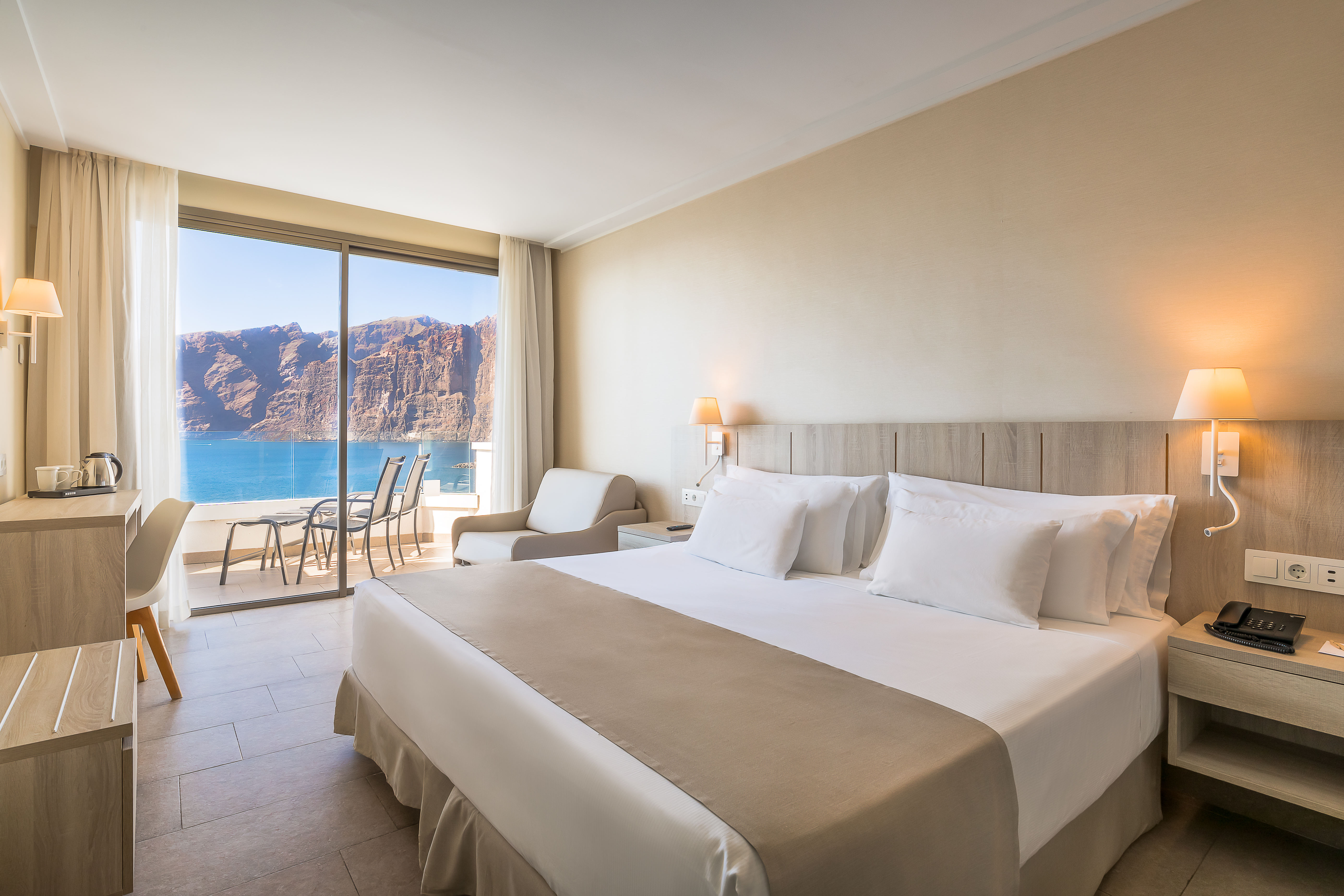 Double or Twin Superior Sea View