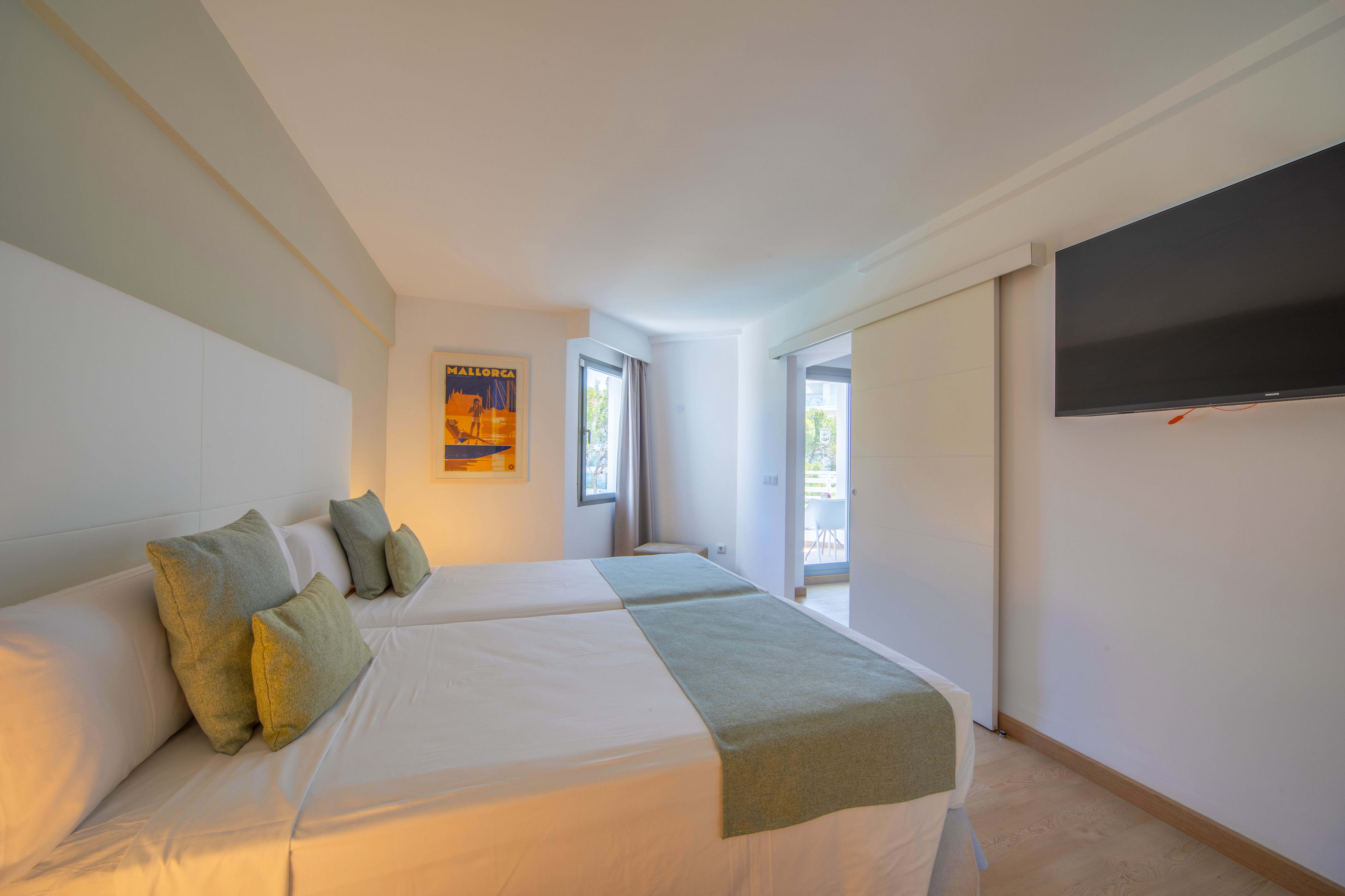 Suite Side Sea View One Bedroom