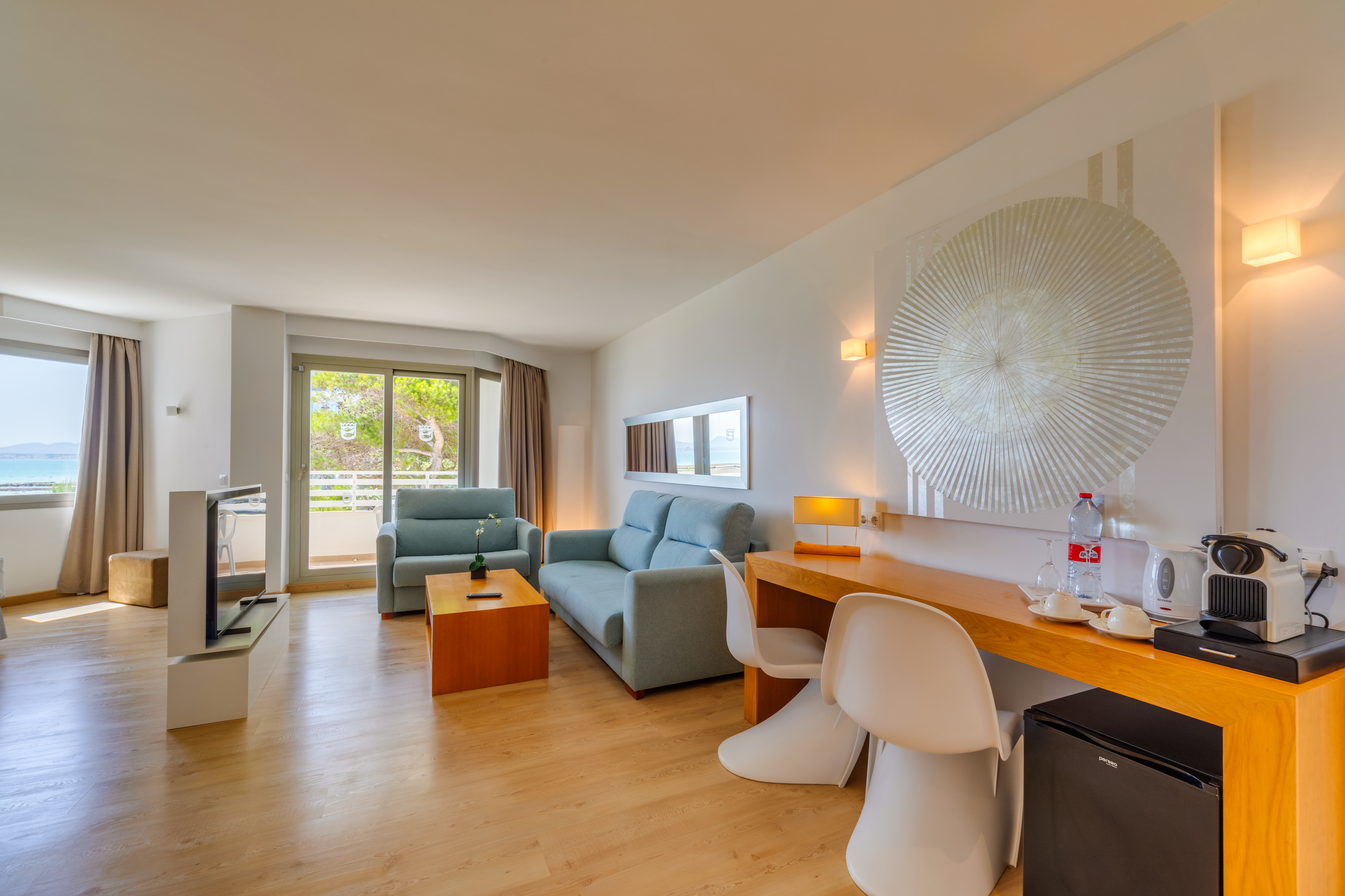 Junior Suite Side Sea View