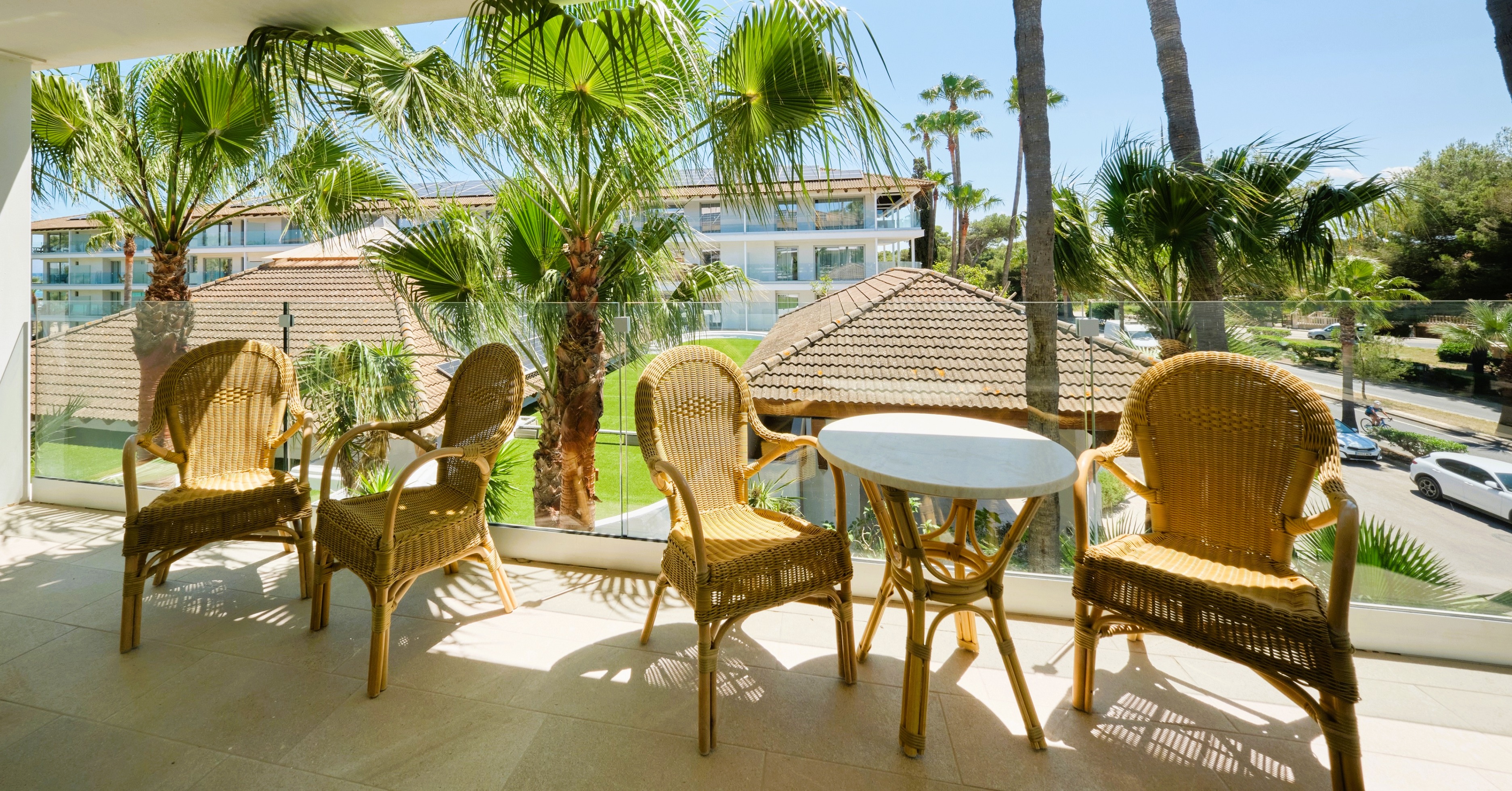Apartment with Balcony