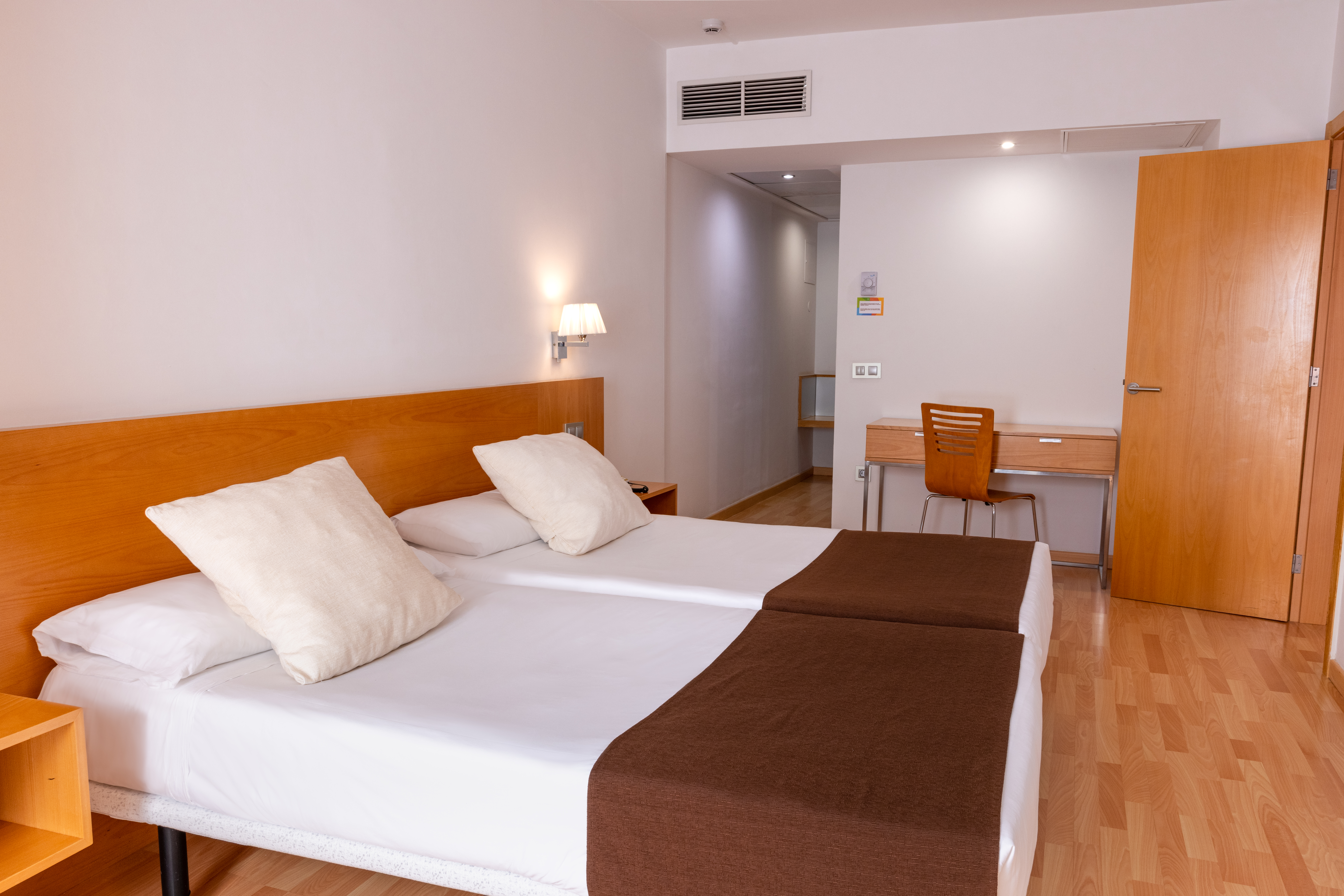 Double or Twin Standard