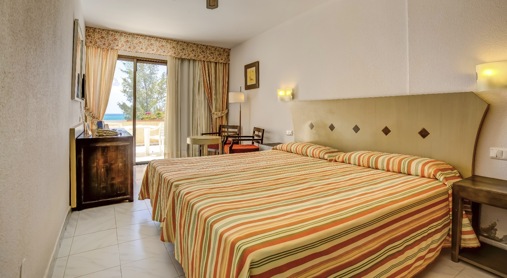 Double or Twin Ocean Front