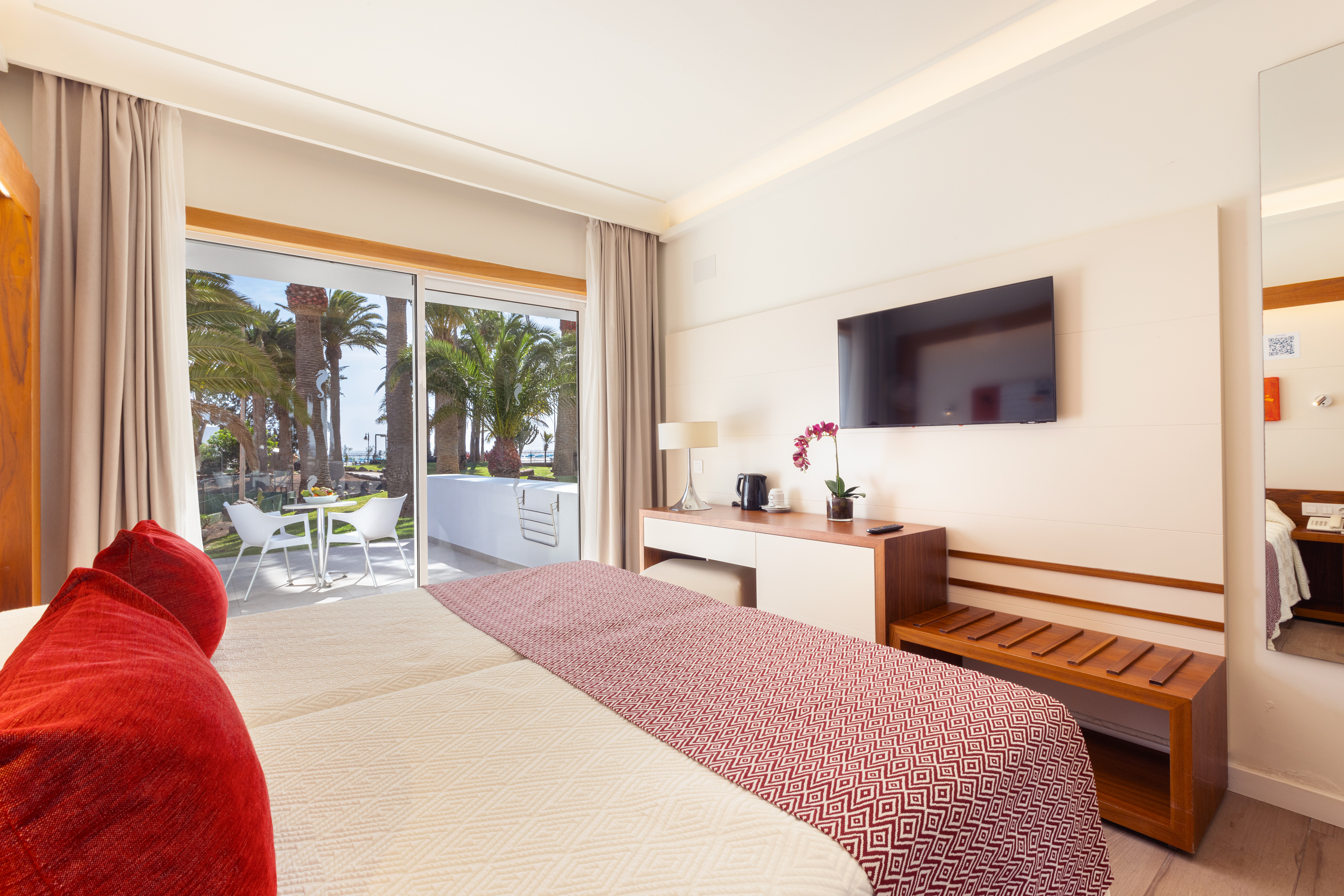 Double or Twin Standard