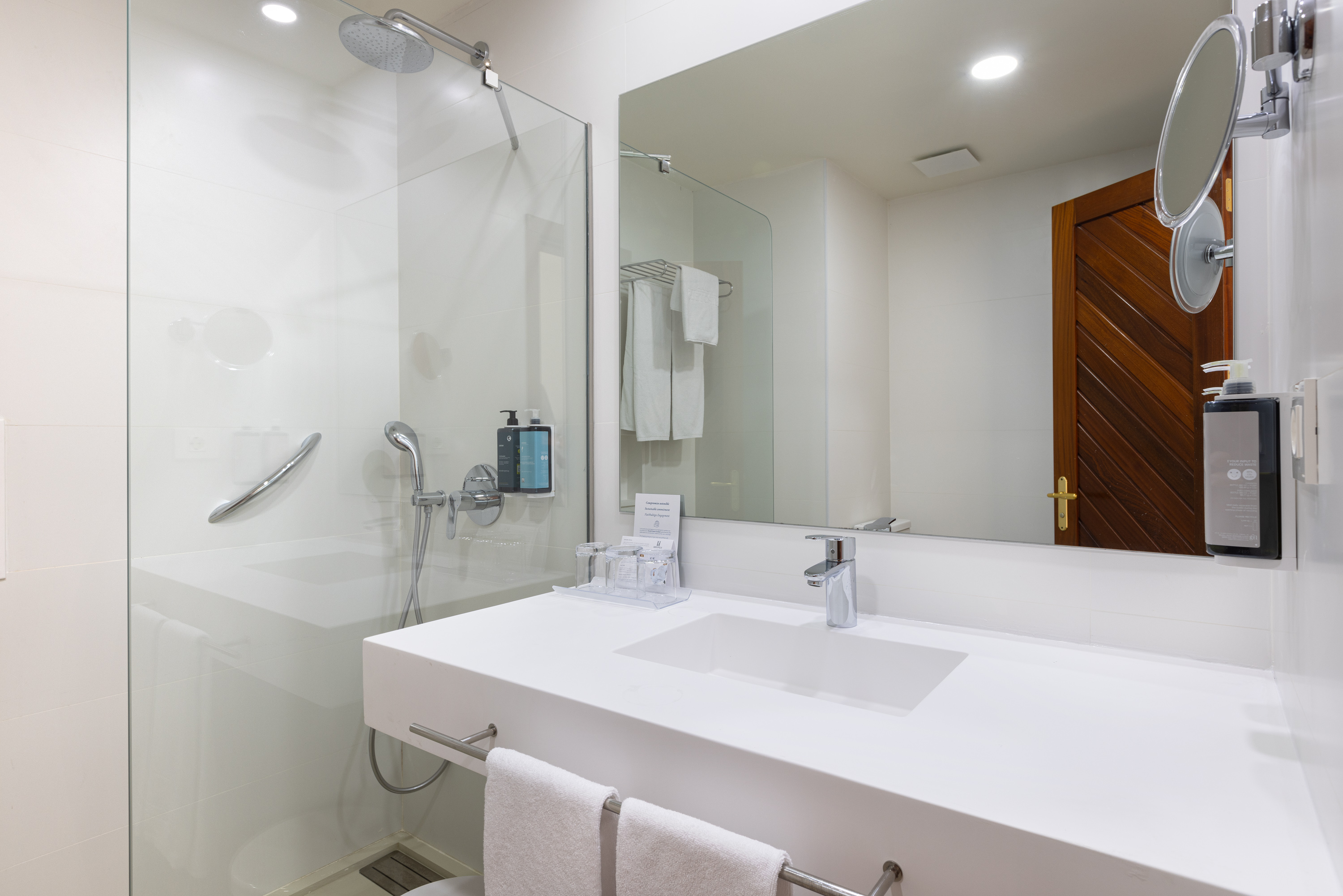 Double or Twin Standard