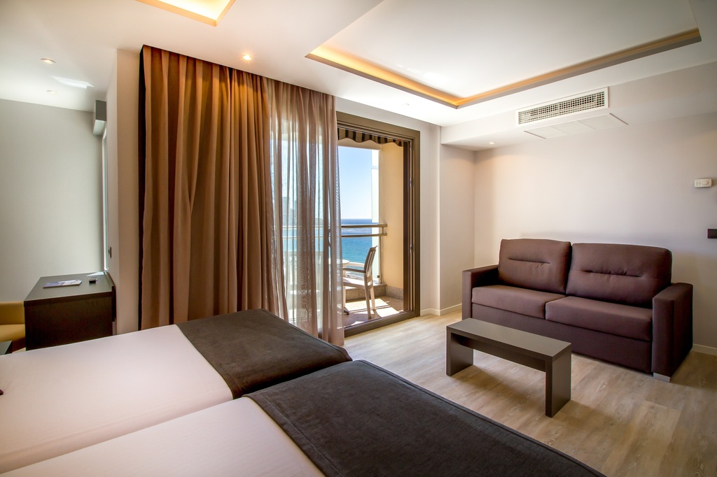 Family Room Standard