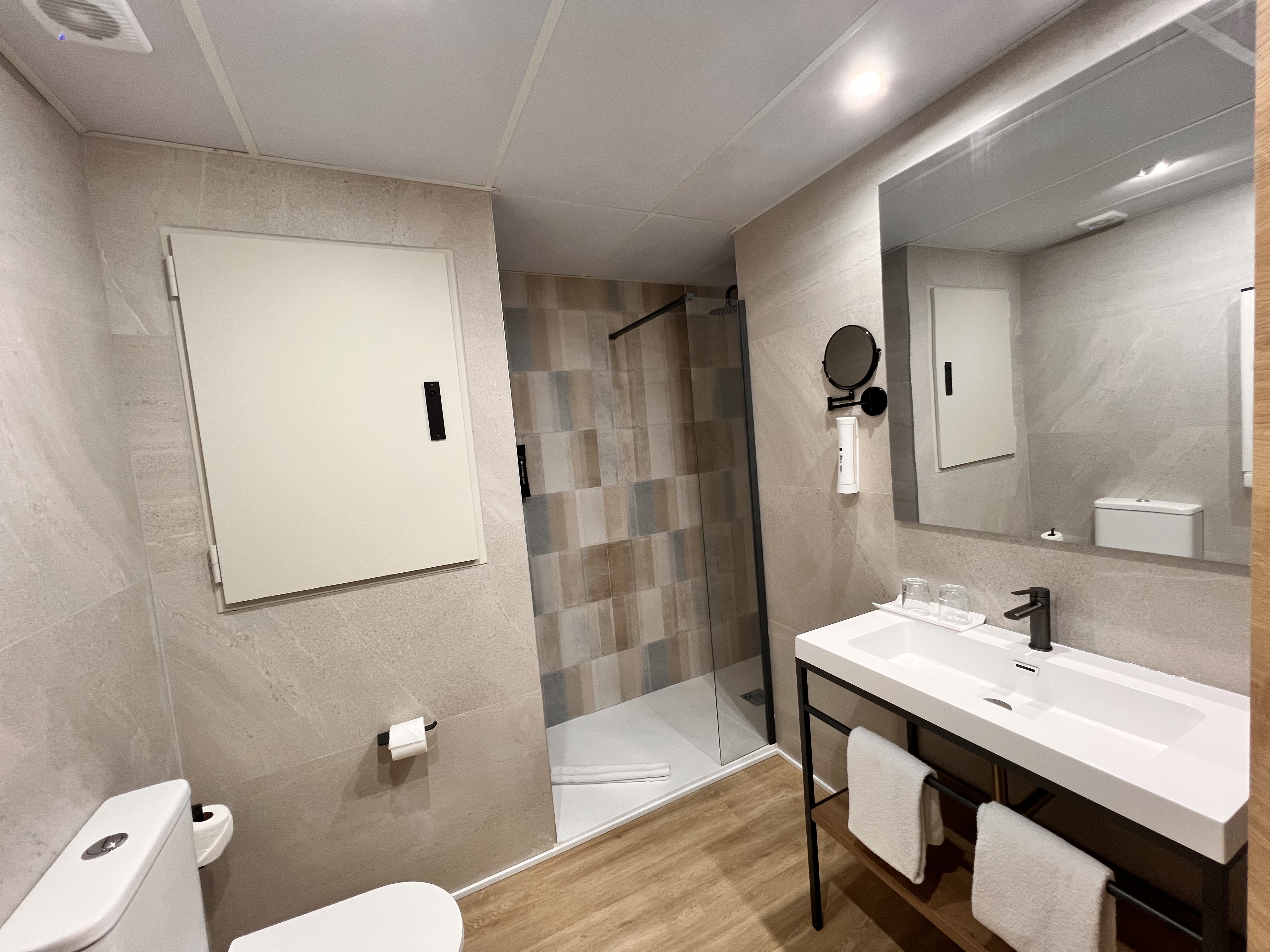 Double or Twin Superior Sea View