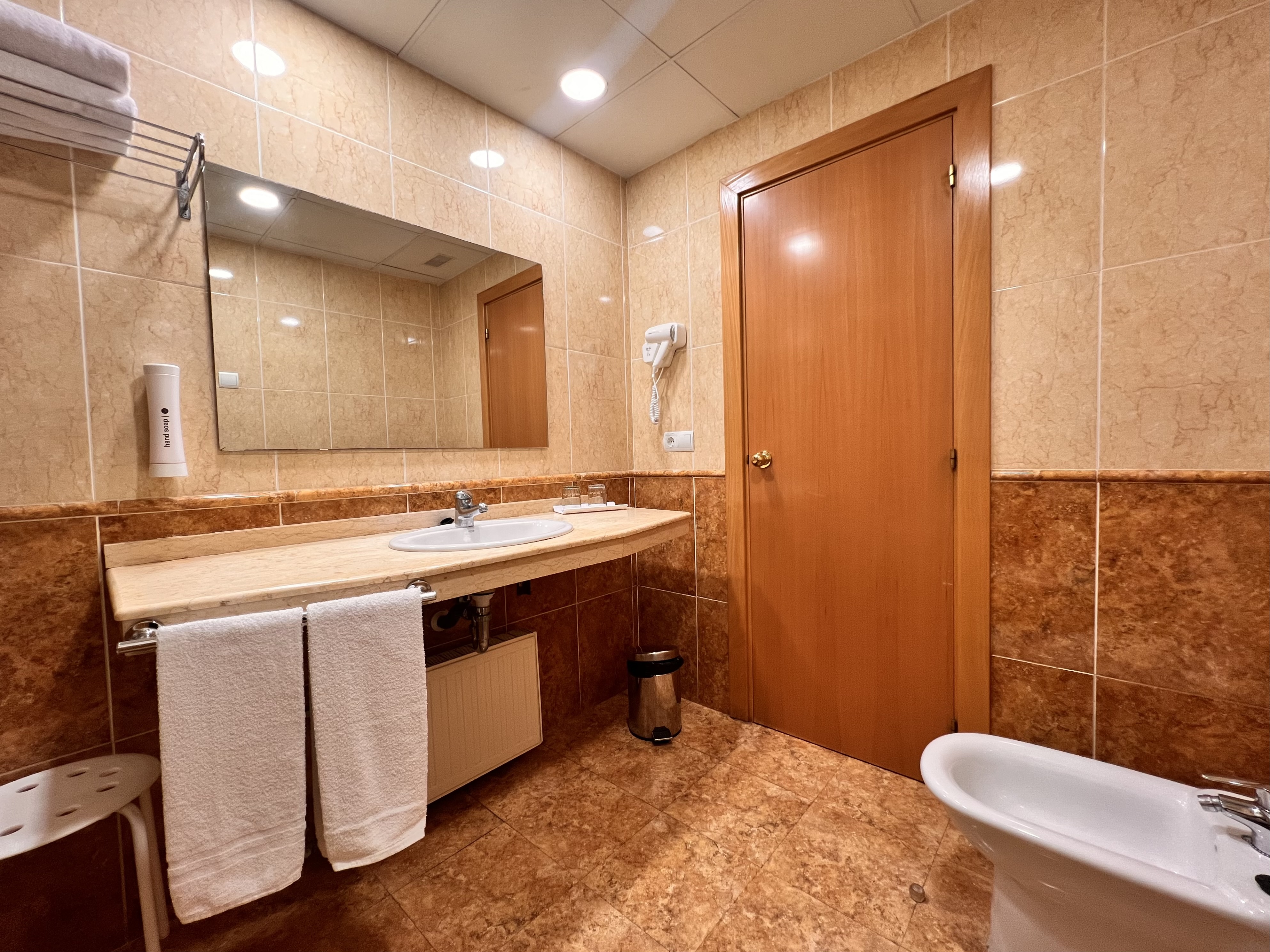 Double or Twin Standard