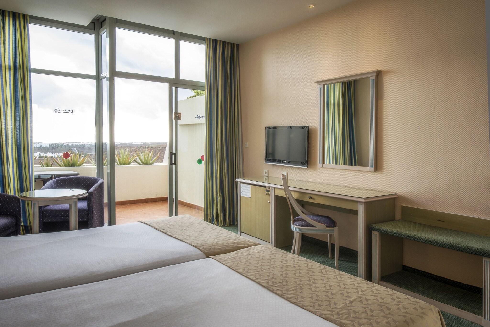 Double or Twin Two Beds