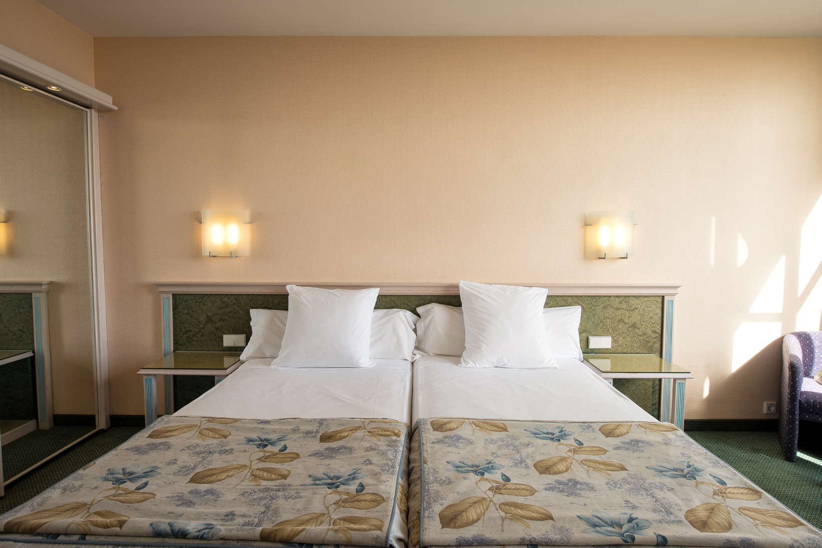 Double or Twin Capacity 3