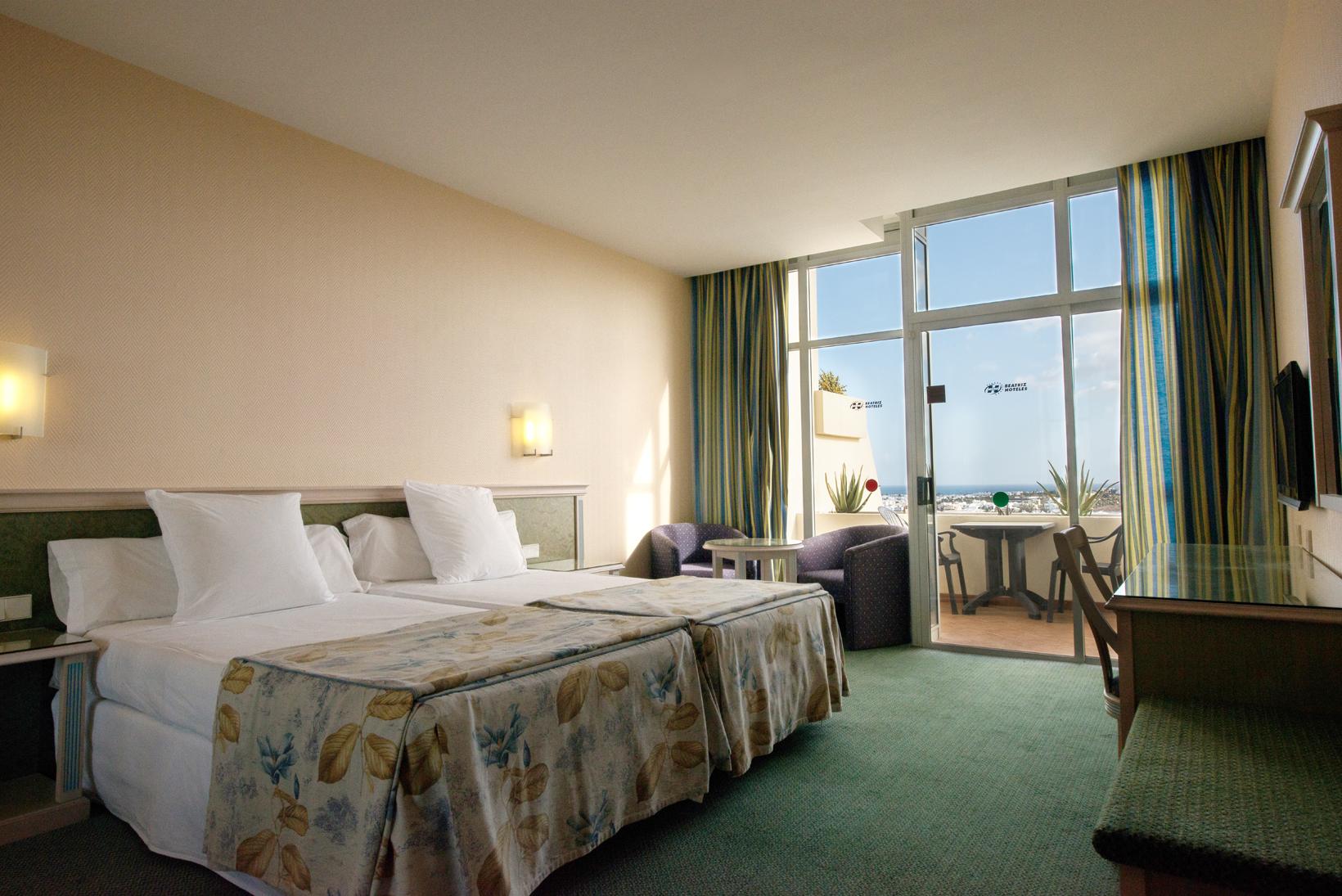 Double or Twin Standard