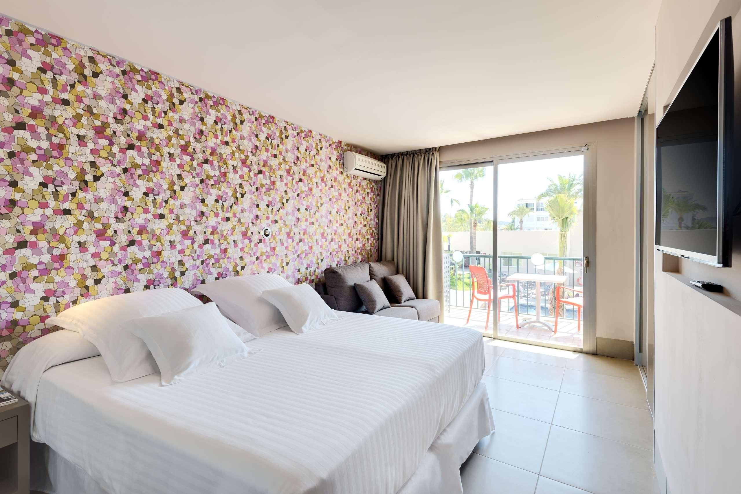 Family Room Superior with Terrace