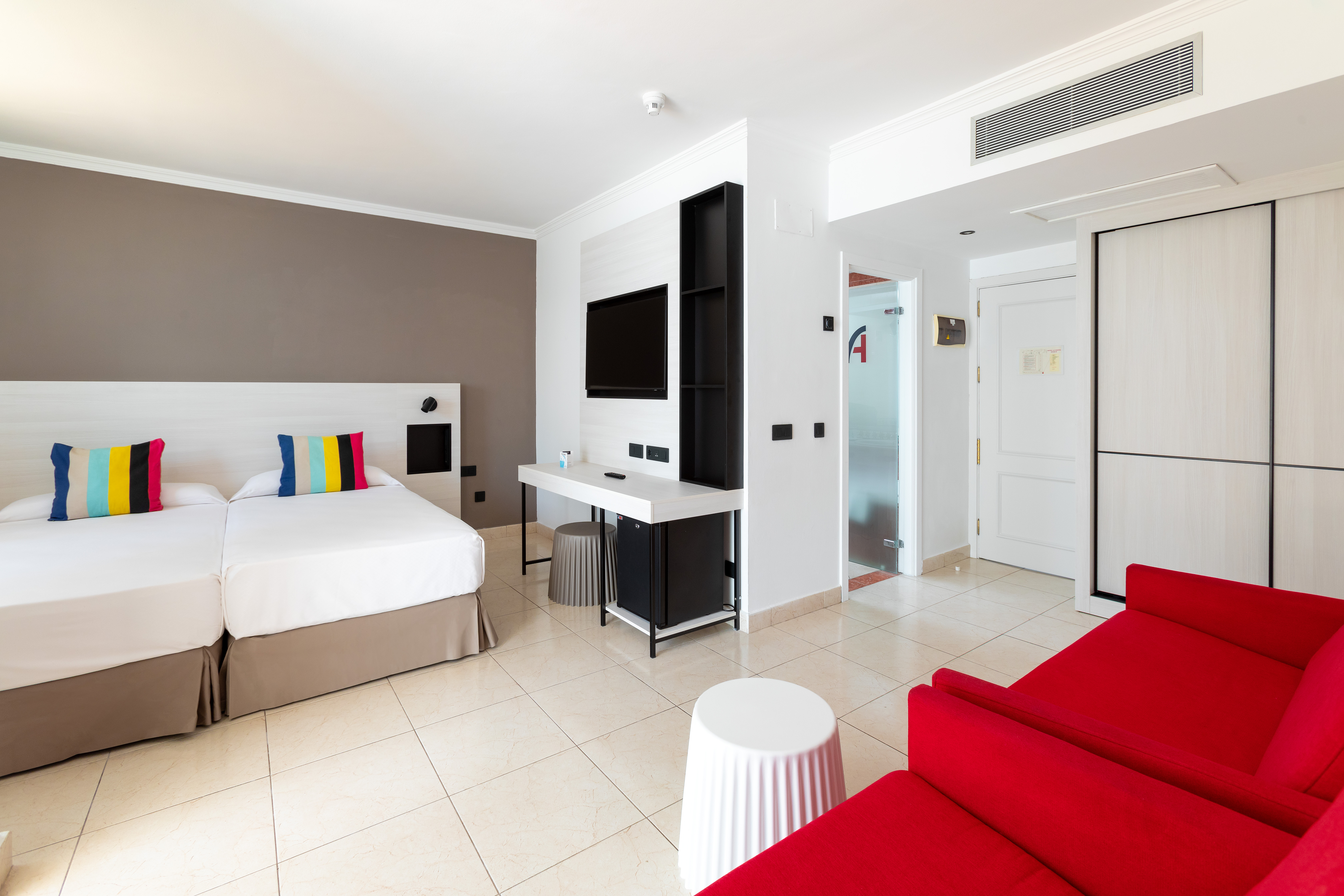 Double or Twin Standard