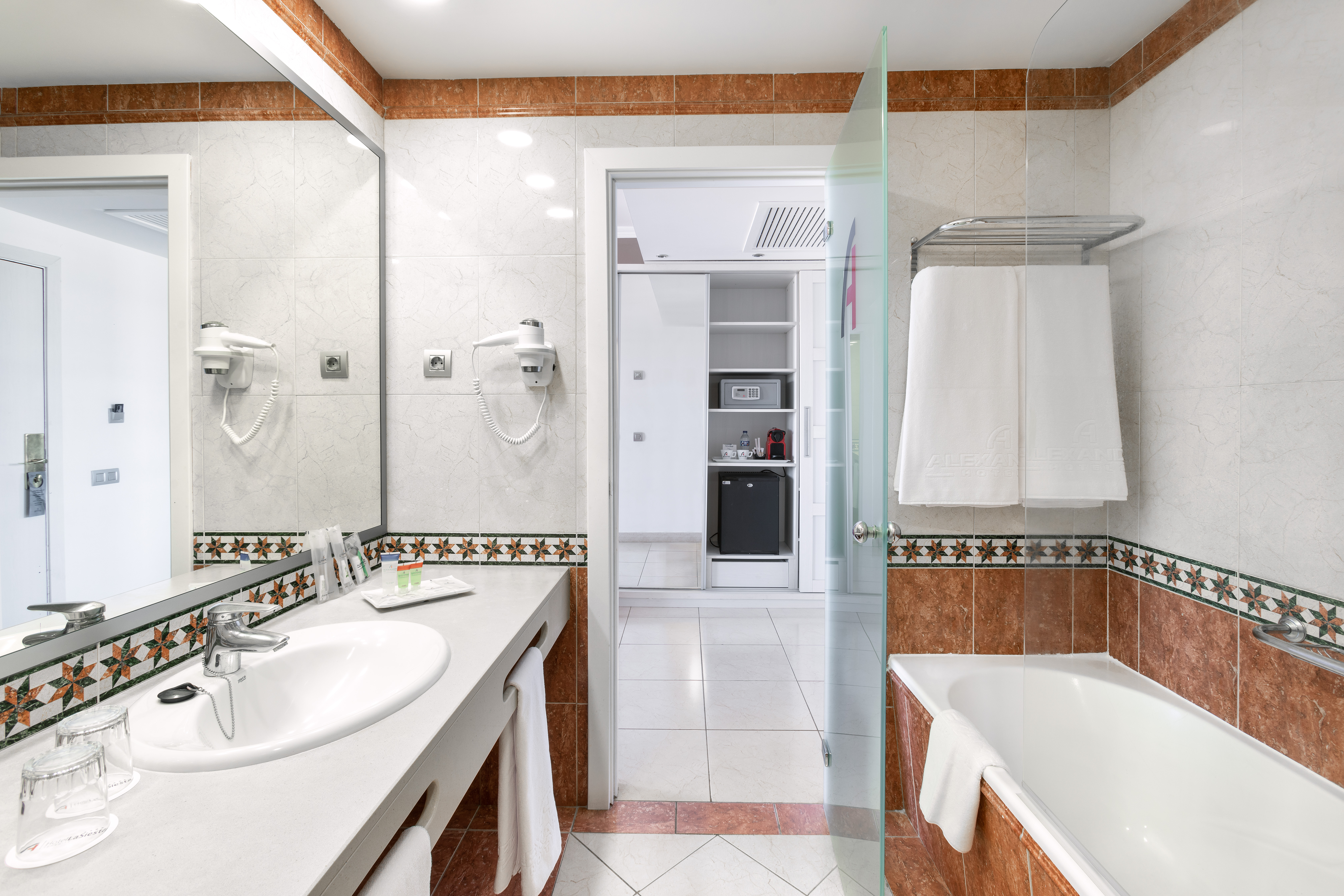 Double or Twin Superior