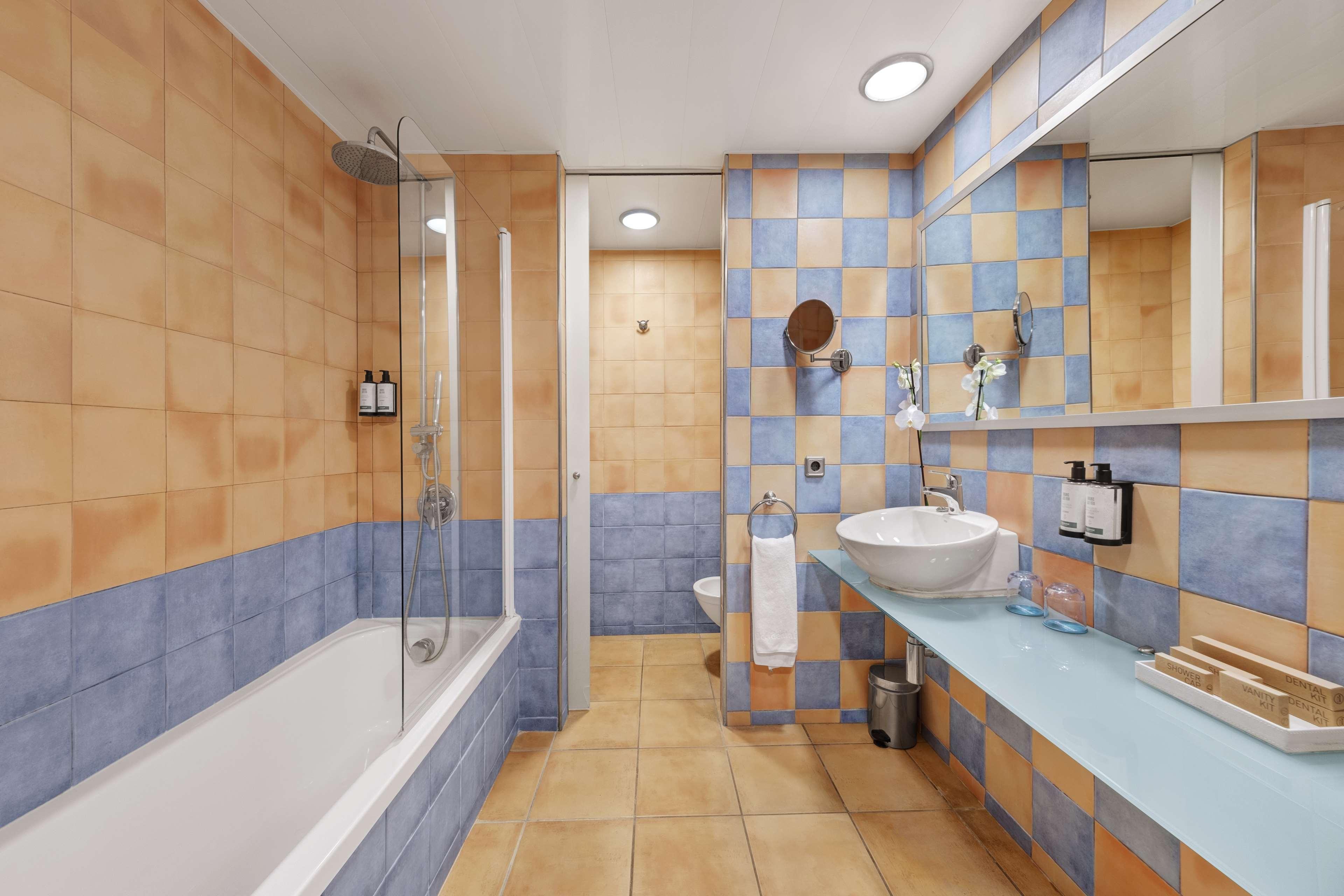 Double or Twin Superior