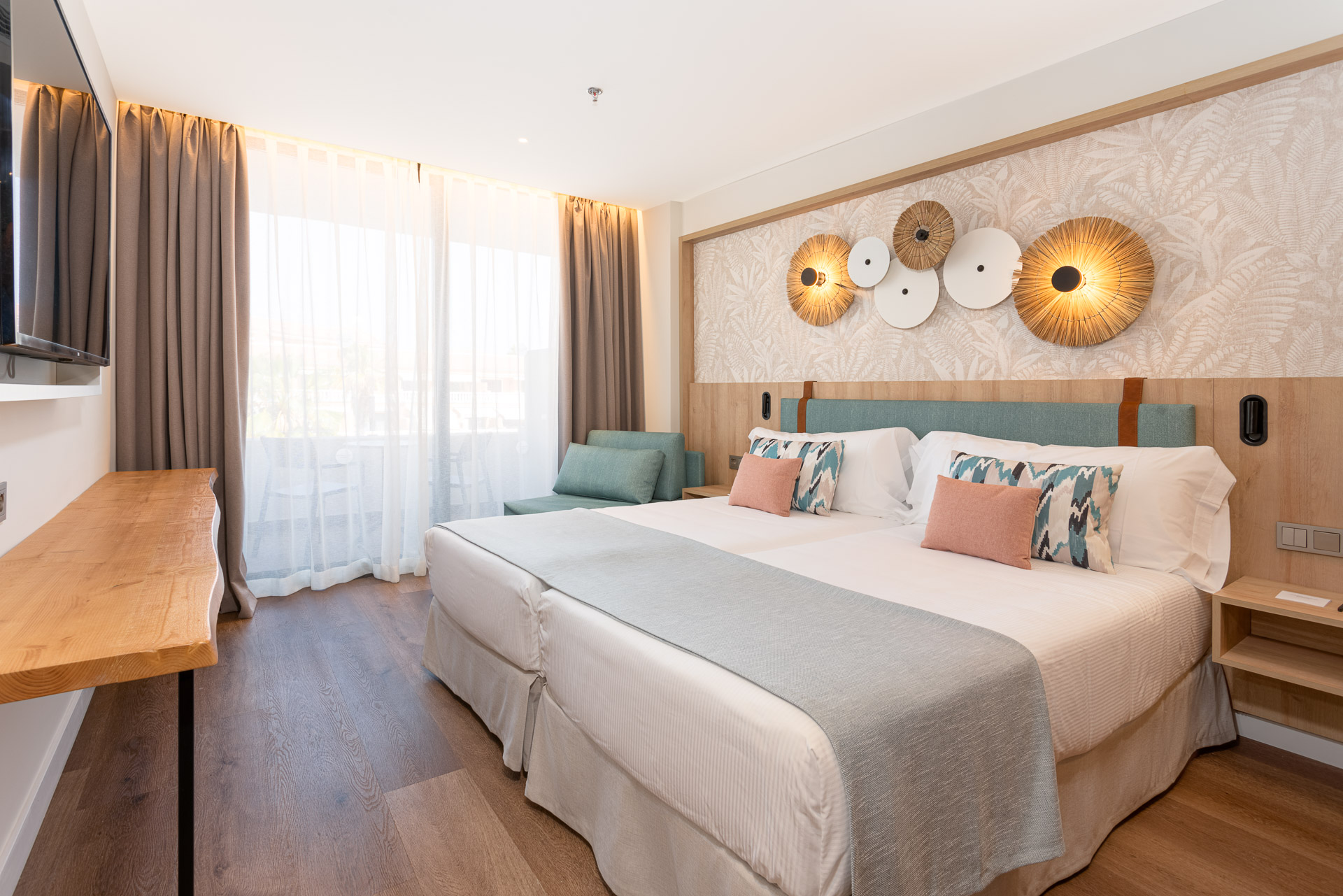 Double or Twin Capacity 3