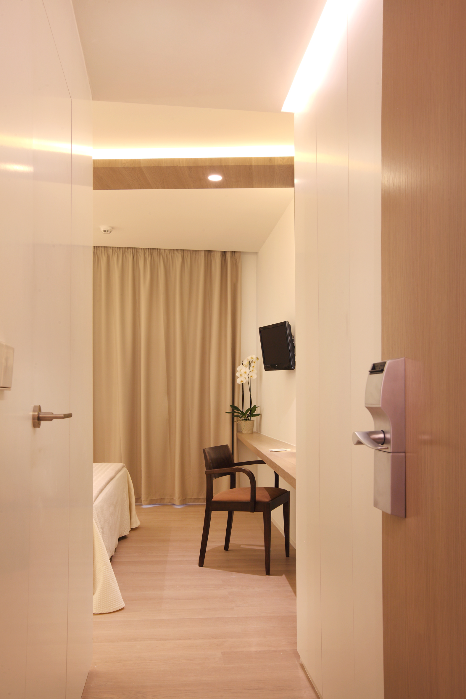 Double or Twin Standard