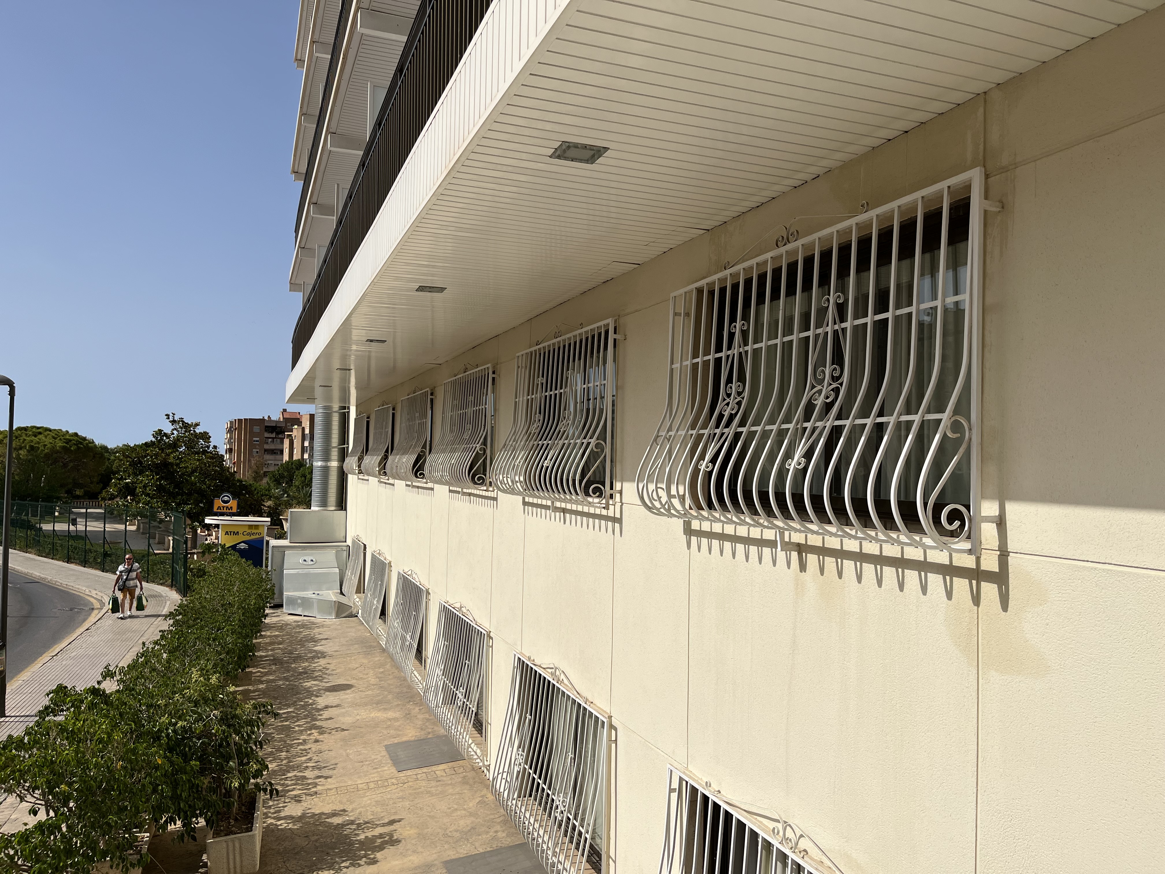 Single Without Balcony