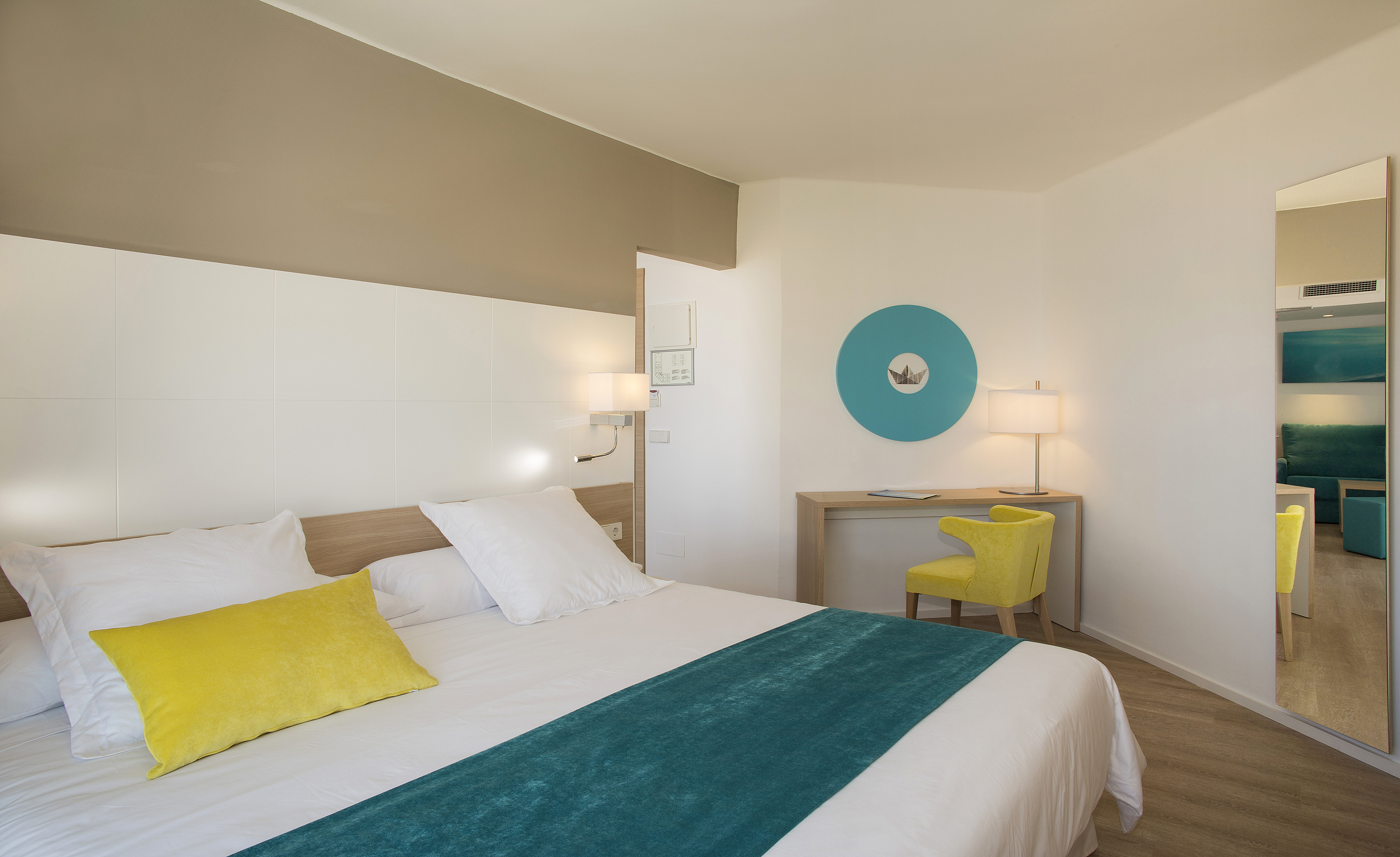 Double Single with Balcony